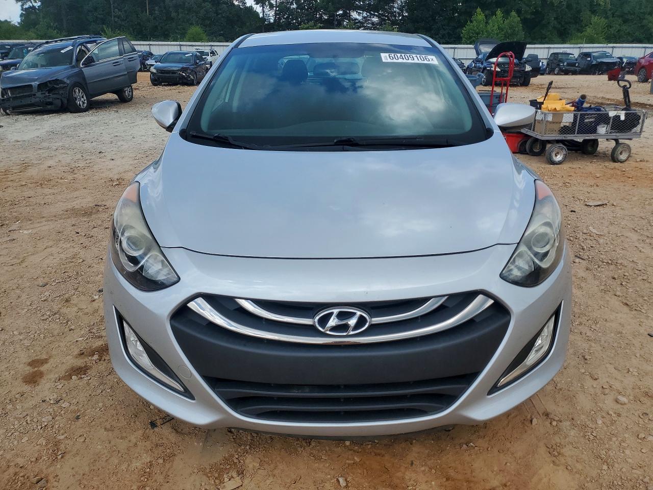 2014 Hyundai Elantra Gt Base Silver vin: KMHD35LH1EU203787
