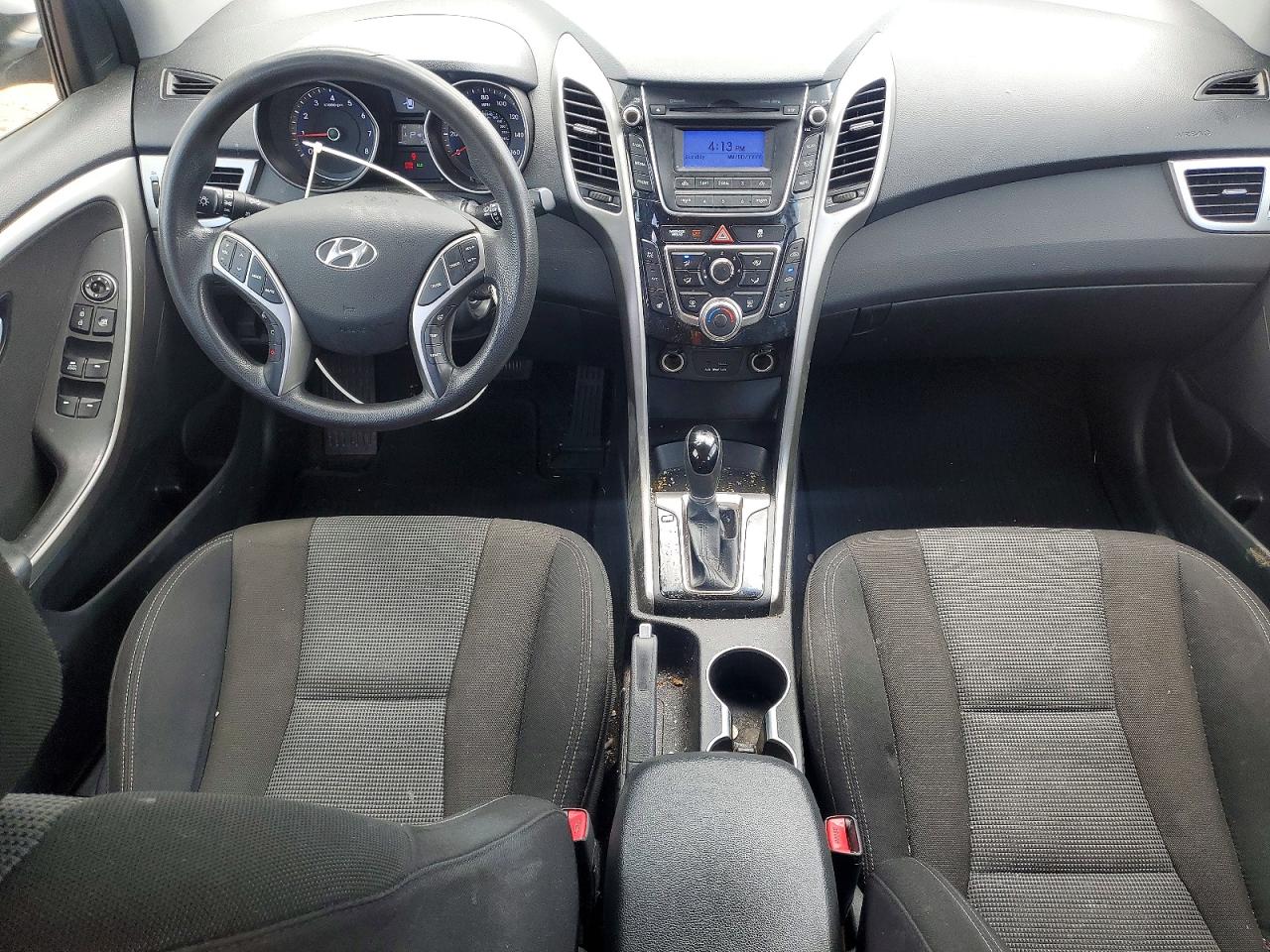 2014 Hyundai Elantra Gt Base Silver vin: KMHD35LH1EU203787