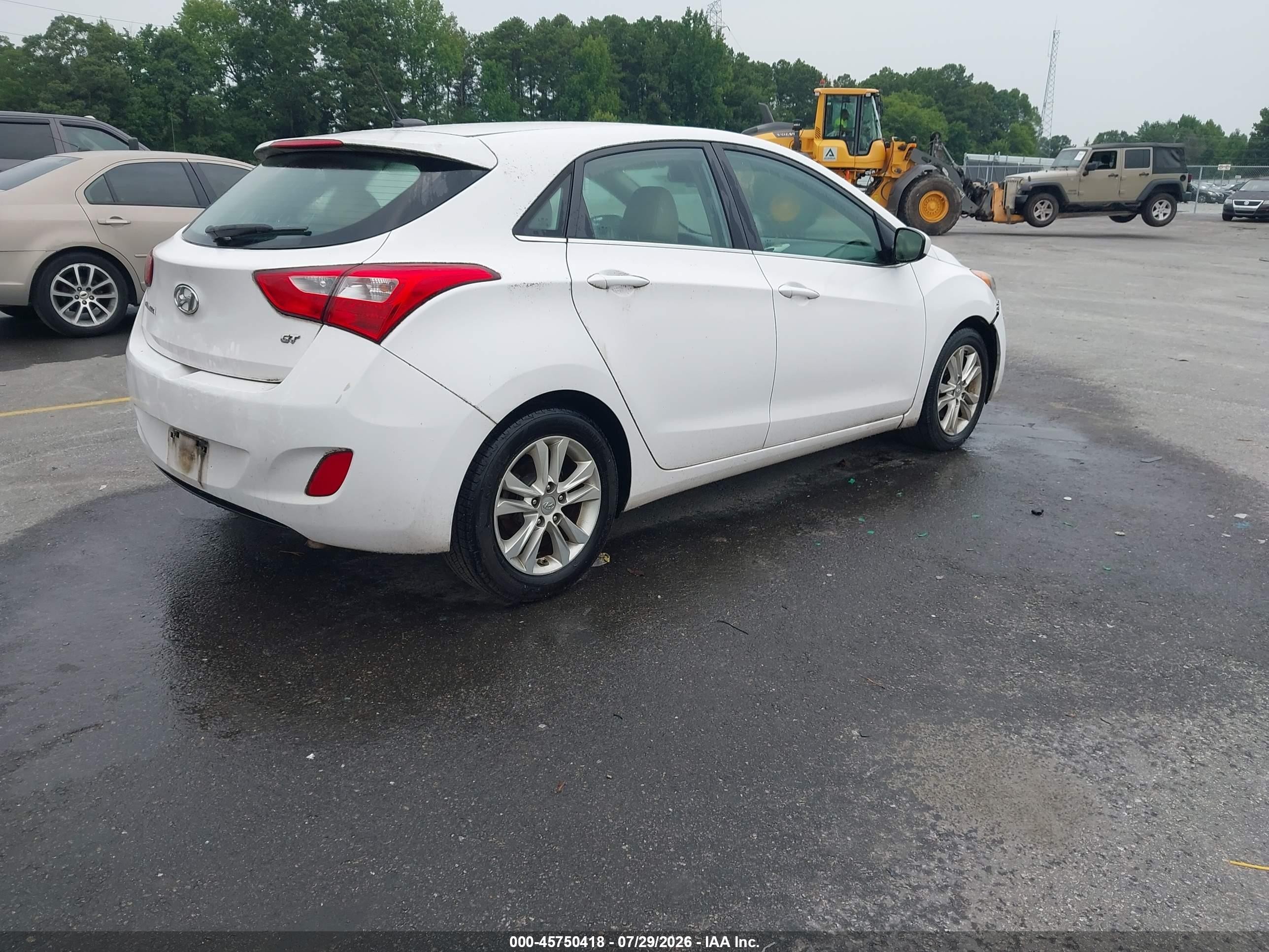 2014 Hyundai Elantra Gt   White vin: KMHD35LH1EU211243