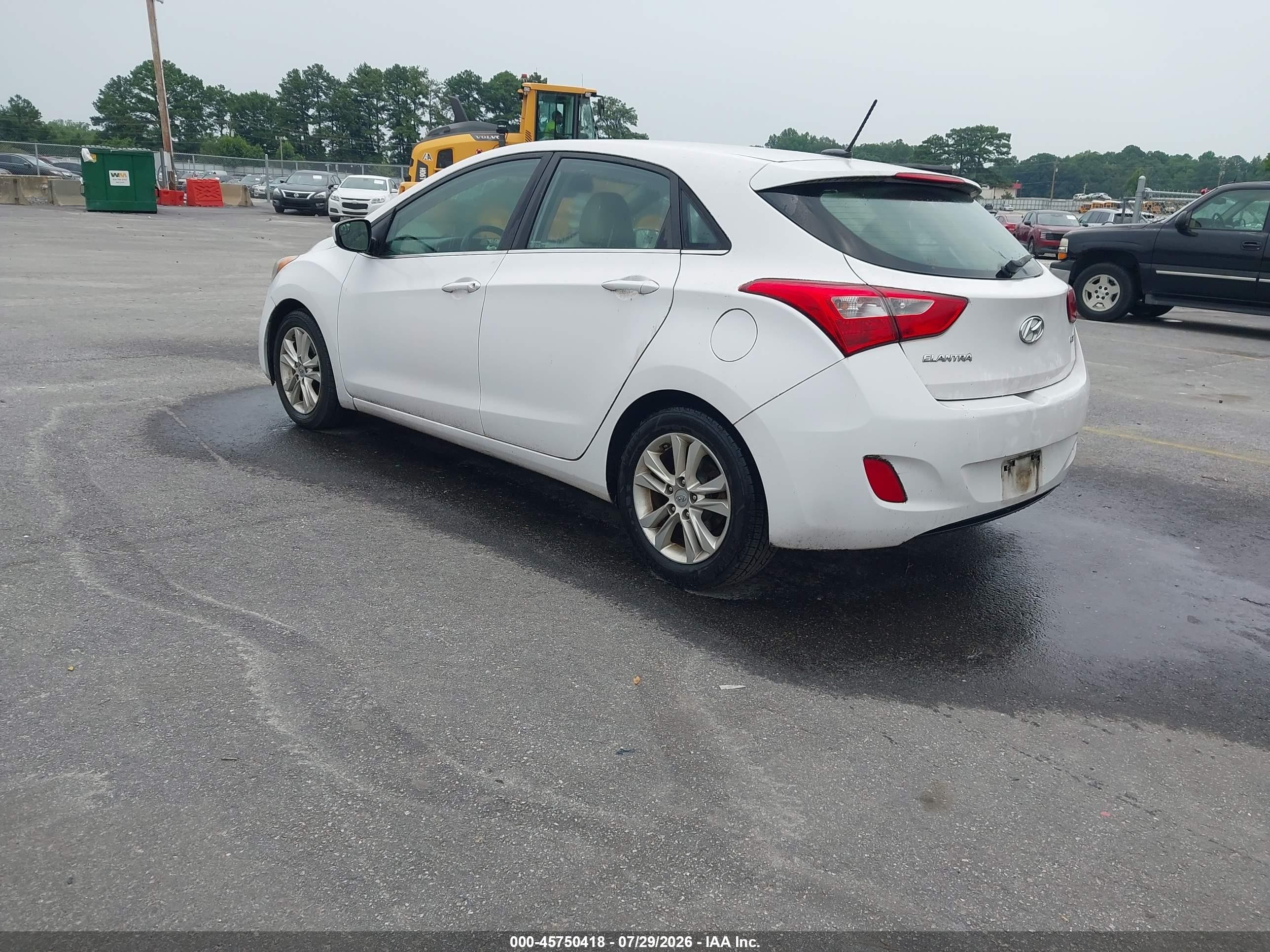 2014 Hyundai Elantra Gt   White vin: KMHD35LH1EU211243