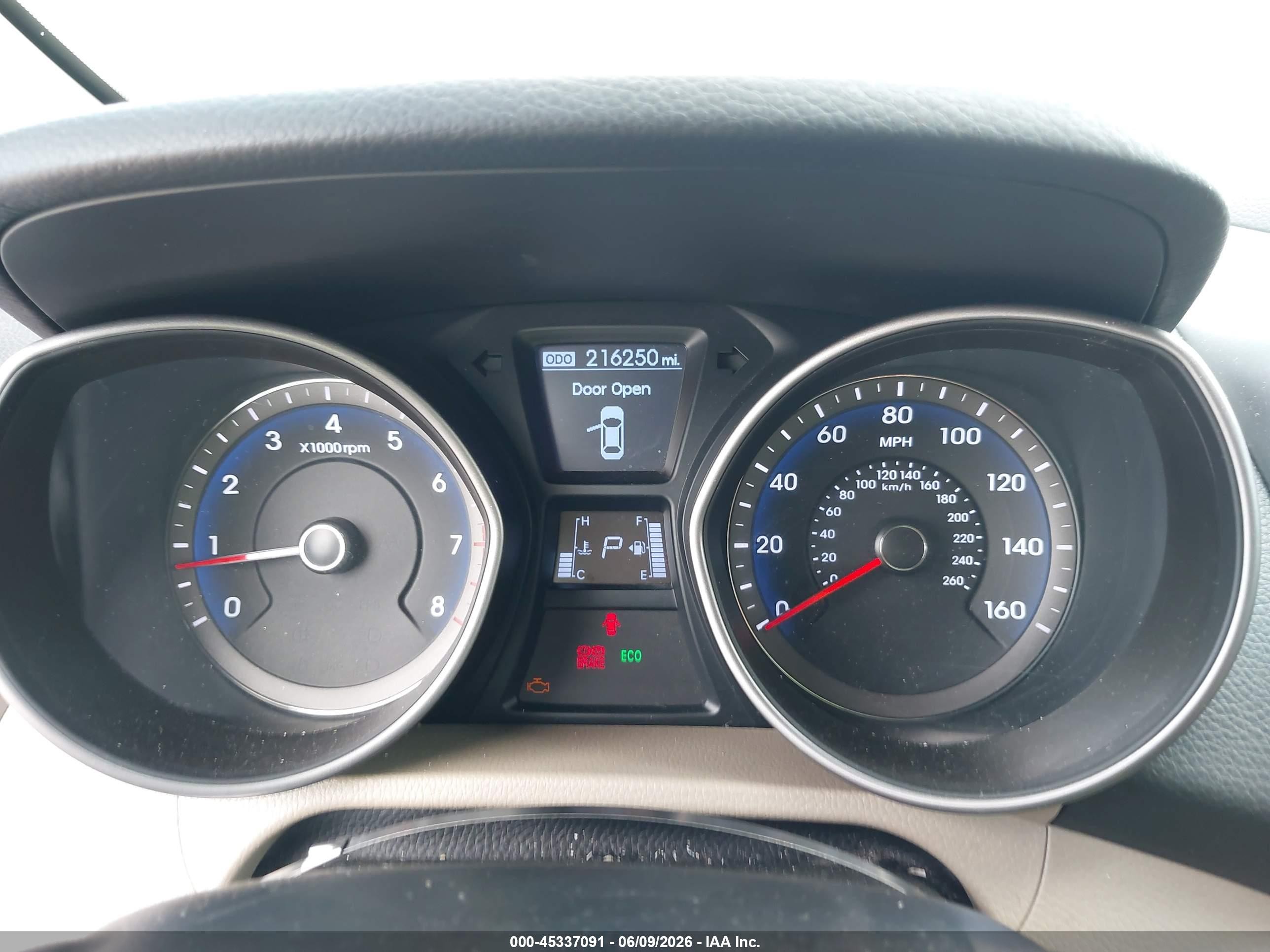 2014 Hyundai Elantra Gt   Белый vin: KMHD35LH1EU225594
