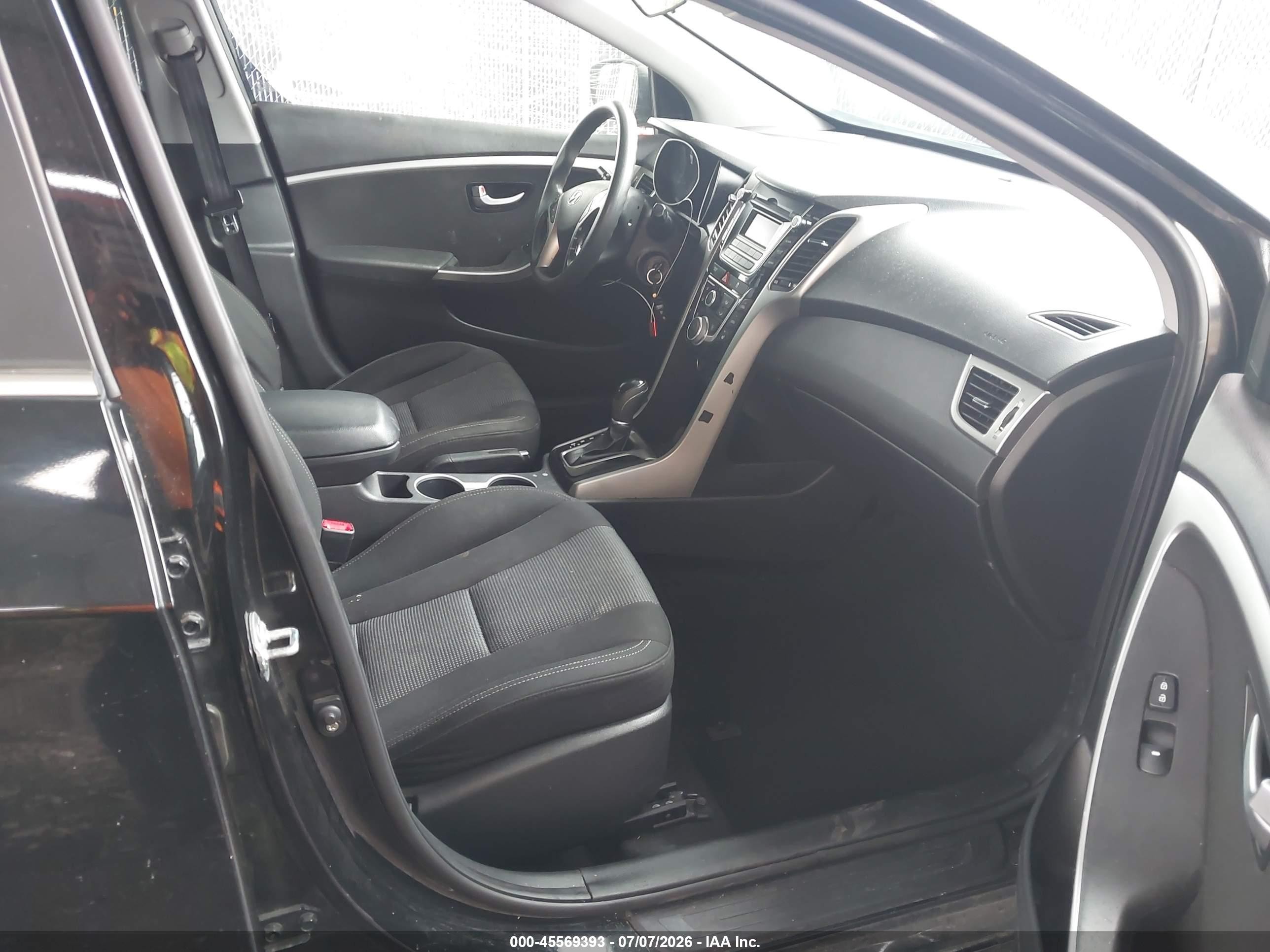 2014 Hyundai Elantra Gt   Black vin: KMHD35LH1EU233288