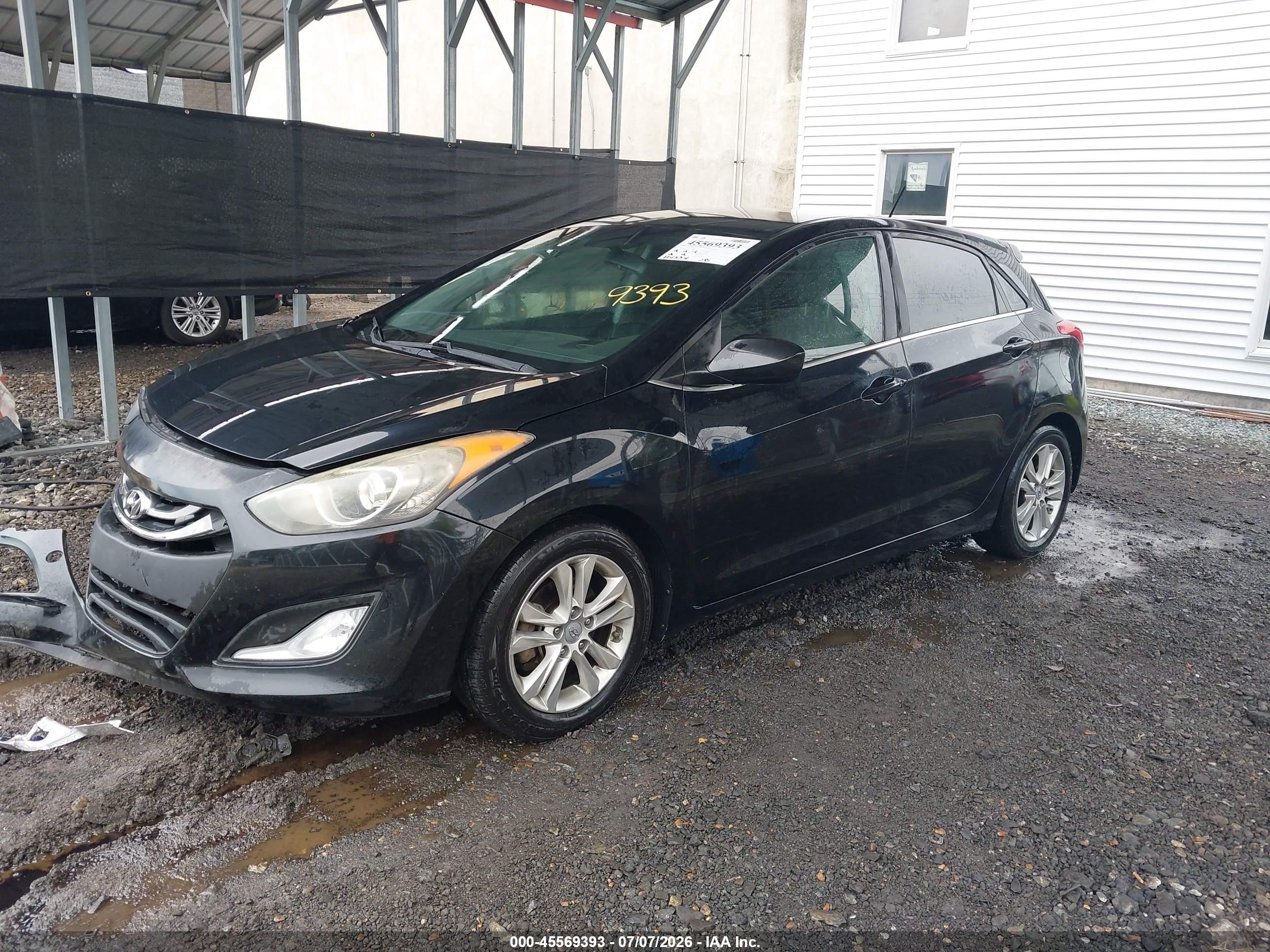 2014 Hyundai Elantra Gt   Black vin: KMHD35LH1EU233288