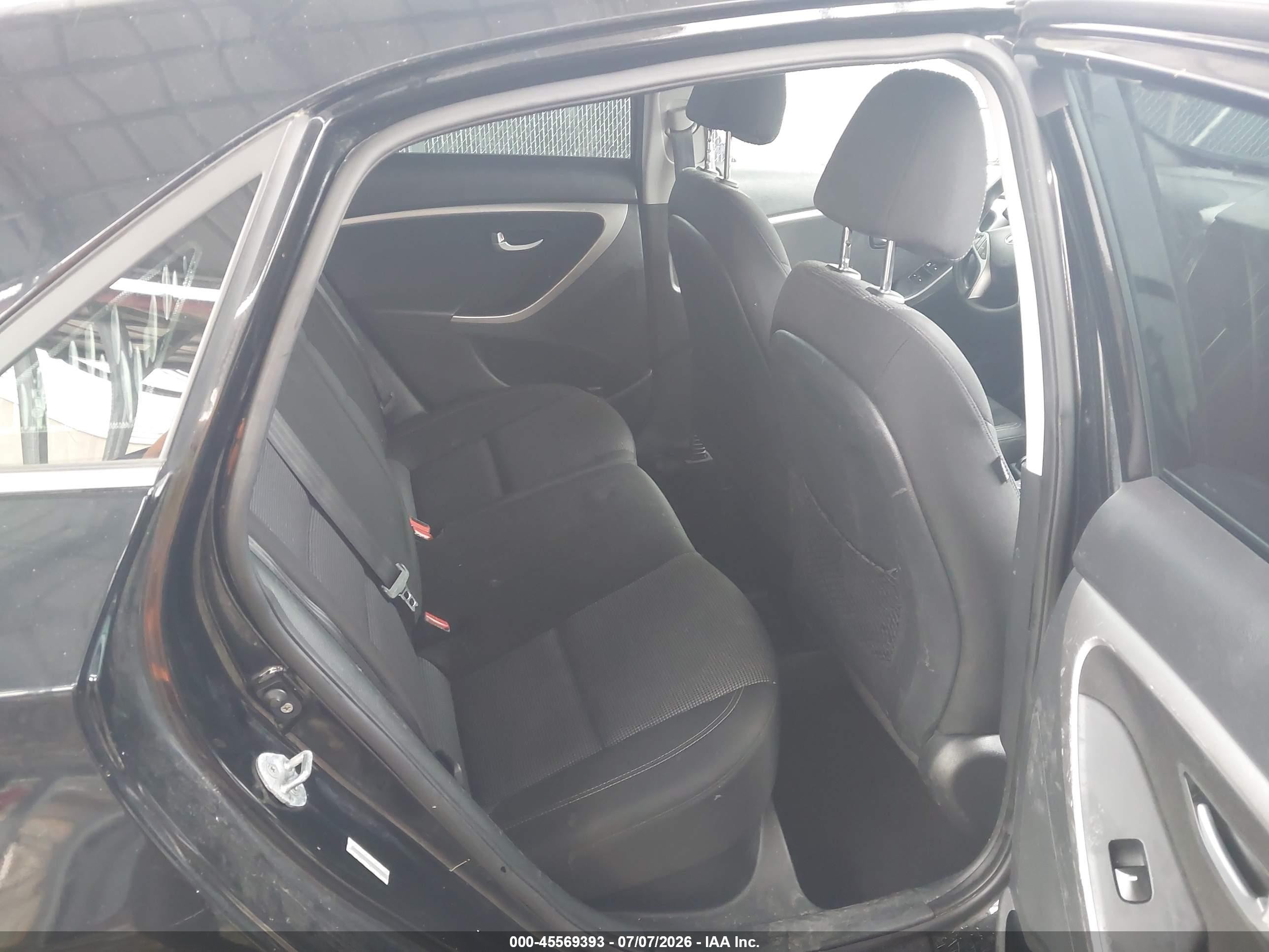 2014 Hyundai Elantra Gt   Black vin: KMHD35LH1EU233288