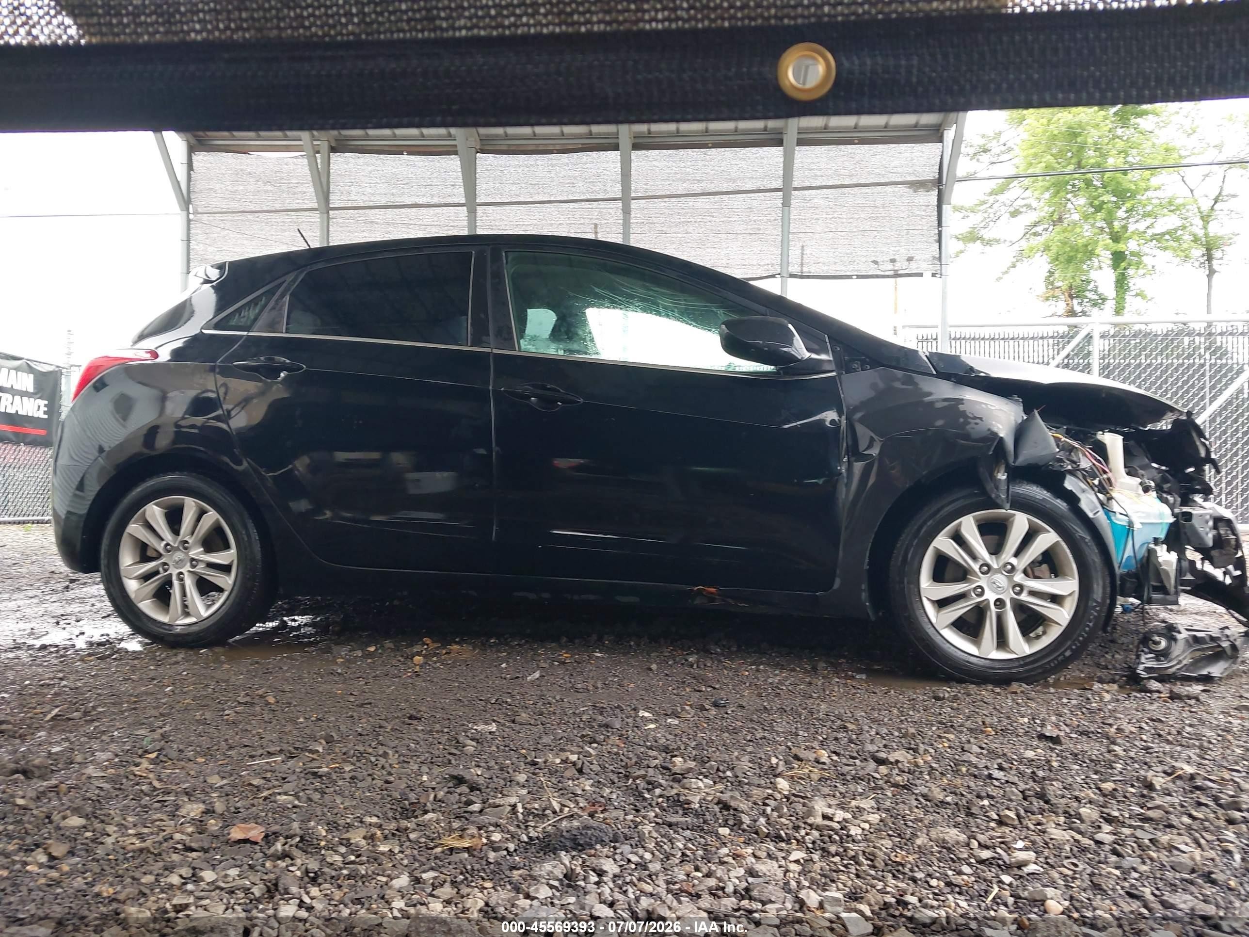 2014 Hyundai Elantra Gt   Black vin: KMHD35LH1EU233288