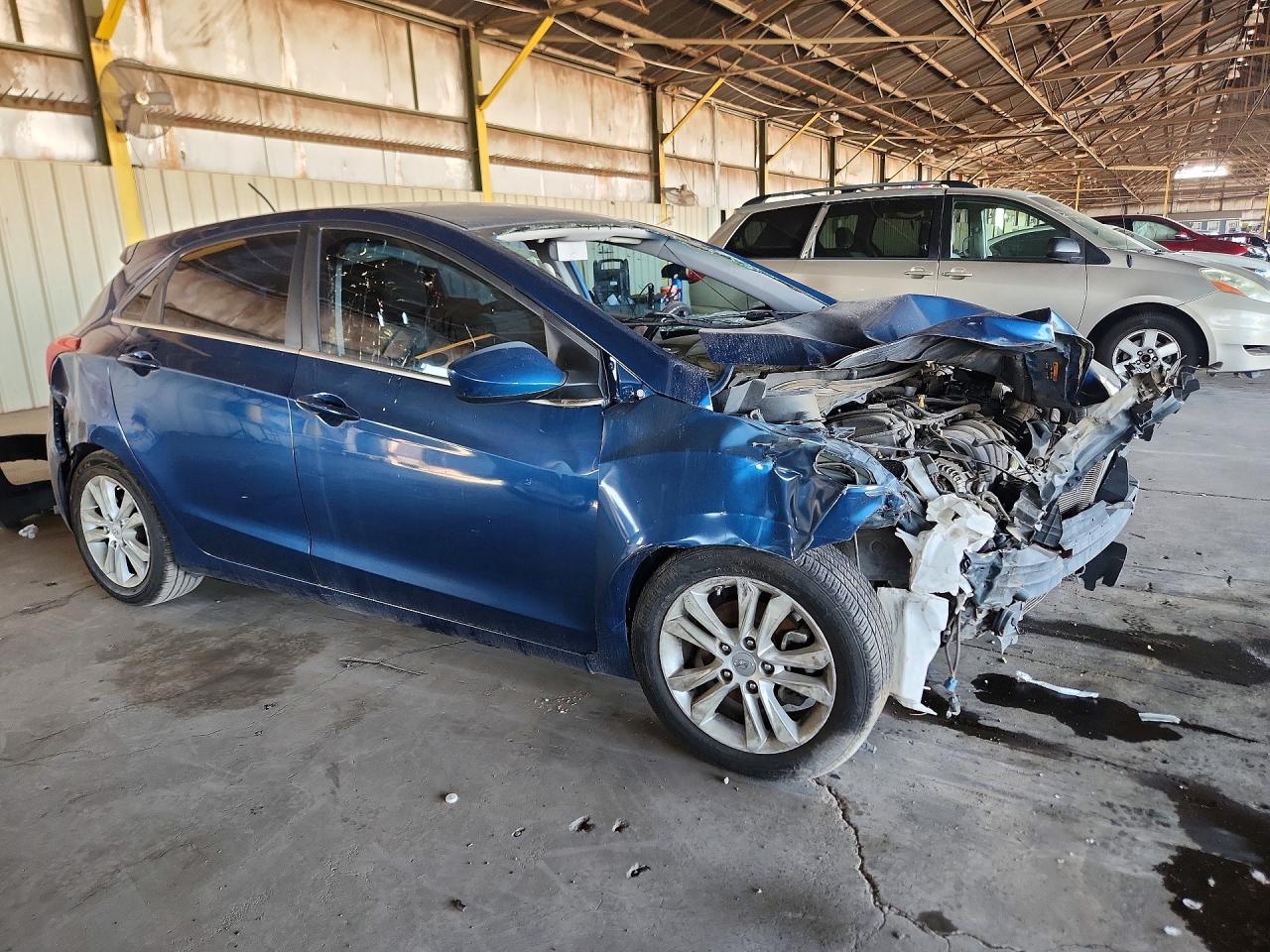 2015 Hyundai Elantra Gt Base Blue vin: KMHD35LH1FU237892