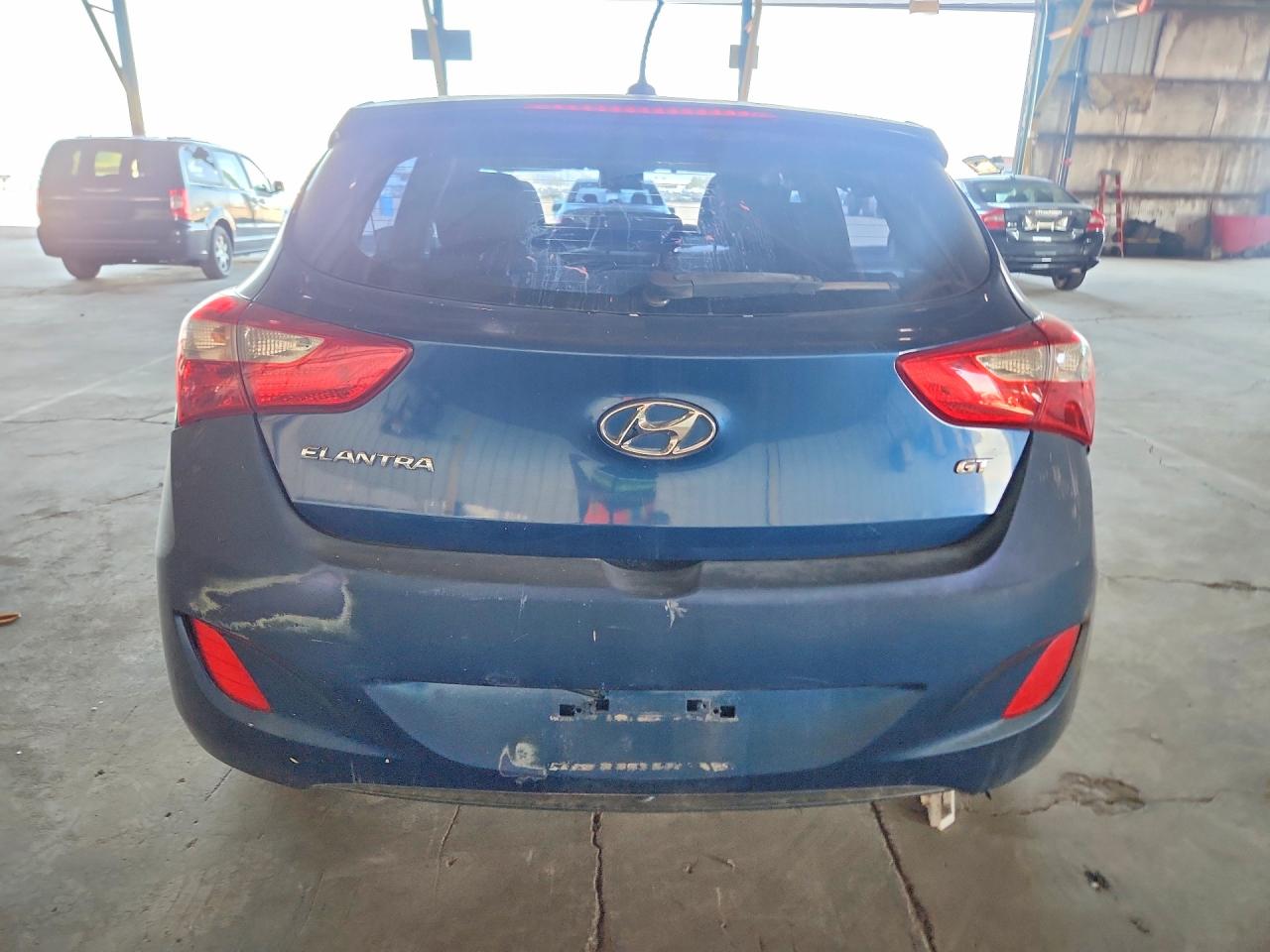 2015 Hyundai Elantra Gt Base Blue vin: KMHD35LH1FU237892