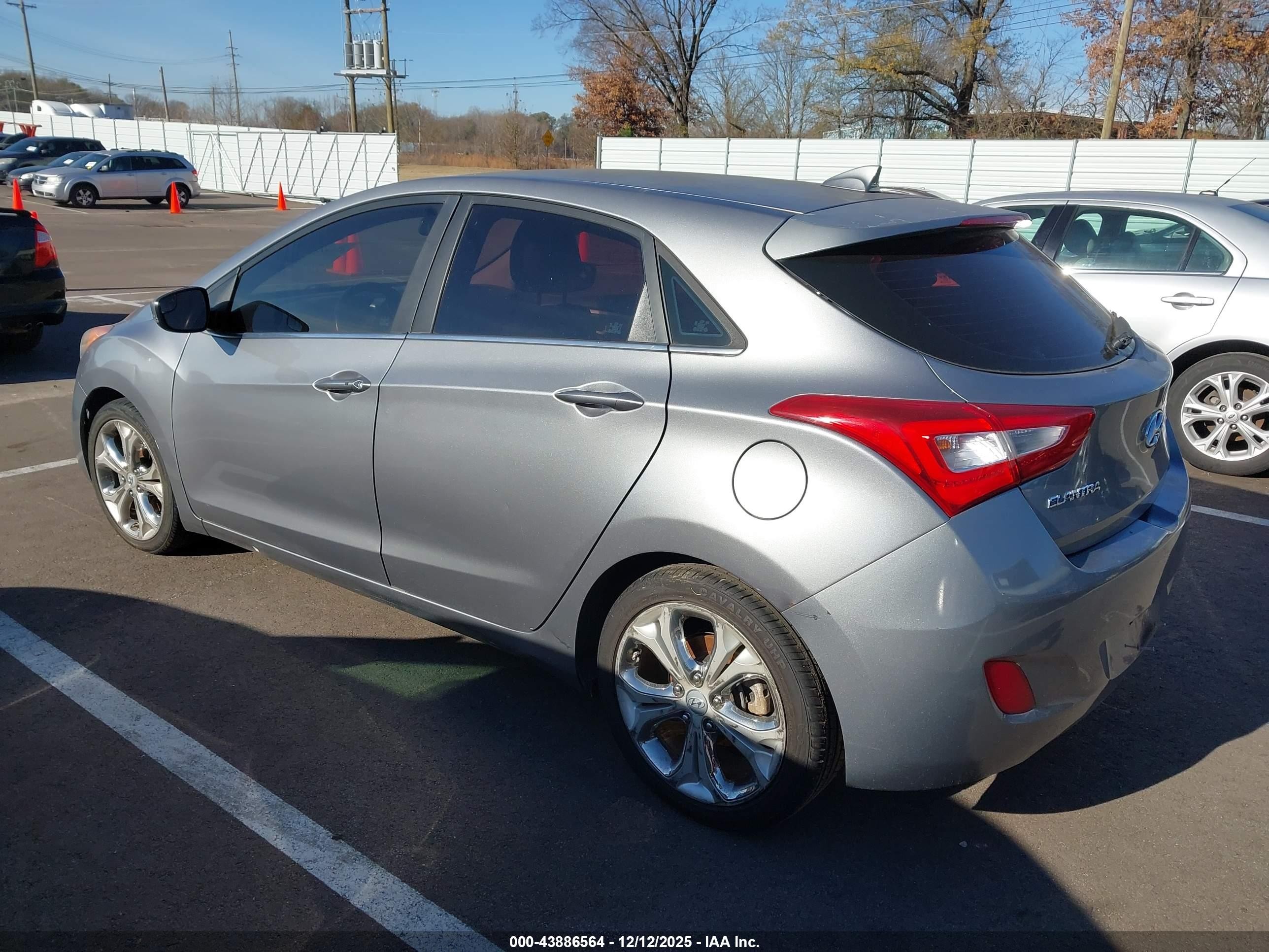 2015 Hyundai Elantra Gt   Gray vin: KMHD35LH1FU243272