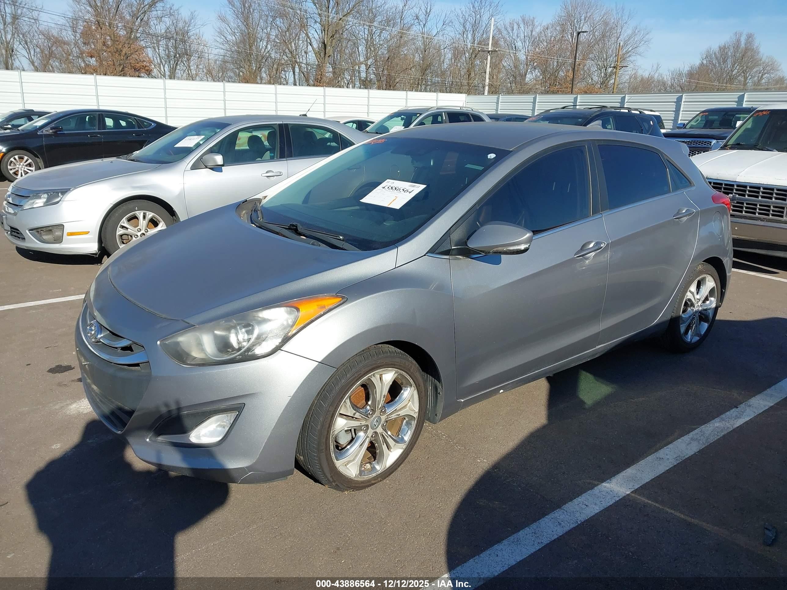 2015 Hyundai Elantra Gt   Gray vin: KMHD35LH1FU243272