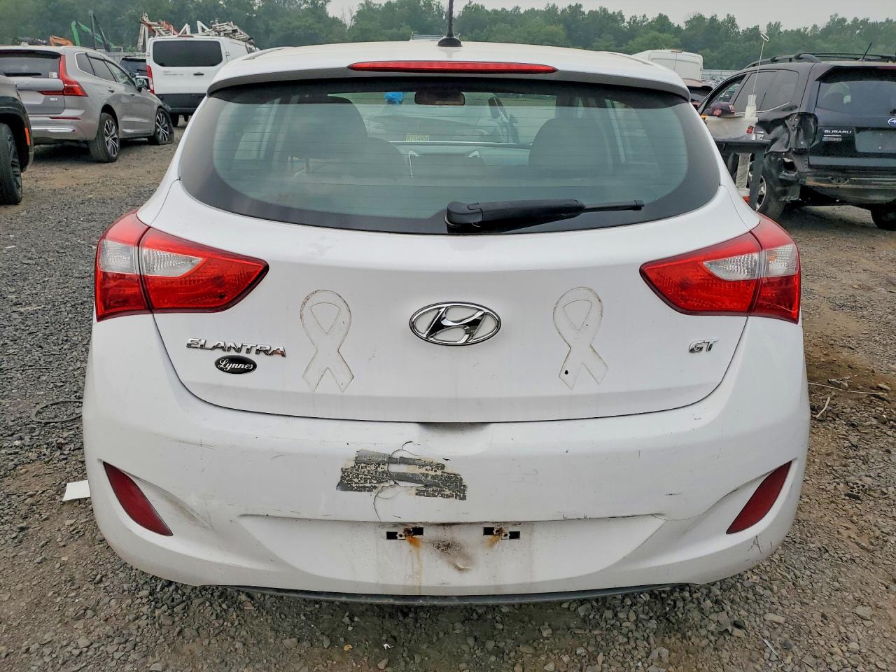 2014 Hyundai Elantra Gt Base White vin: KMHD35LH2EU166684