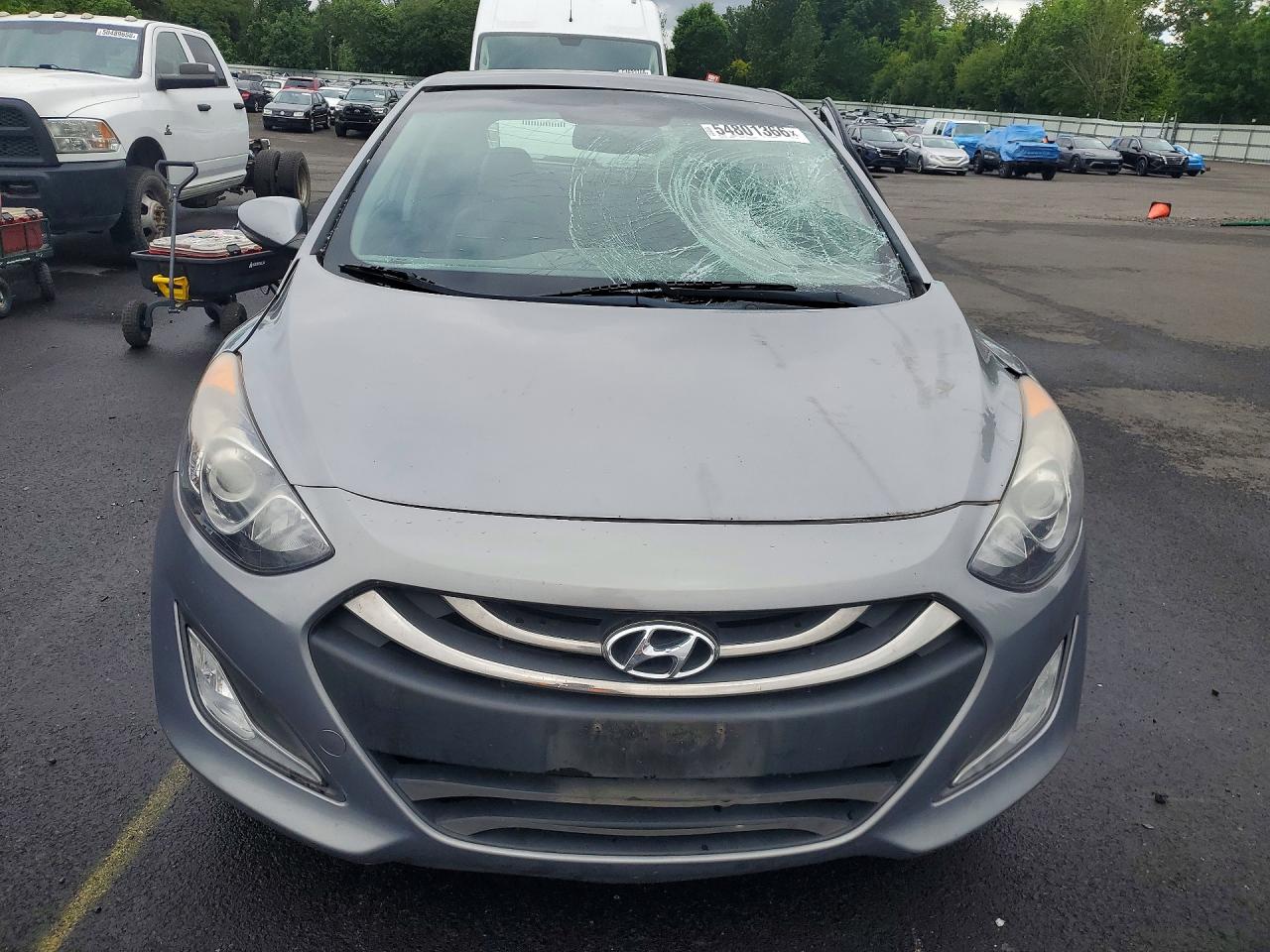 2014 Hyundai Elantra Gt Base Gray vin: KMHD35LH2EU173344