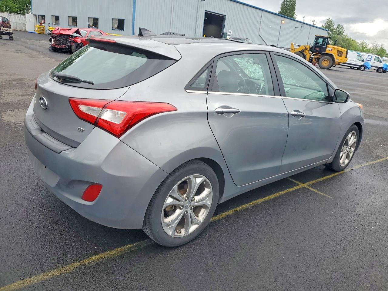 2014 Hyundai Elantra Gt Base Gray vin: KMHD35LH2EU173344