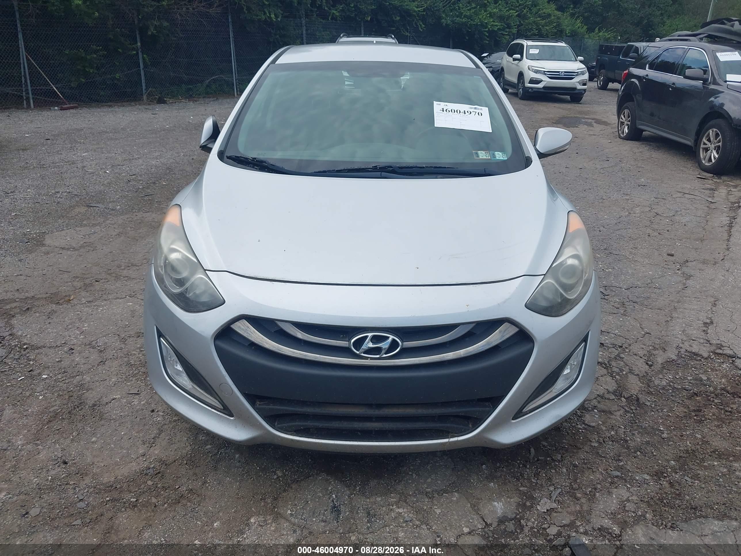 2014 Hyundai Elantra Gt   Silver vin: KMHD35LH2EU219335