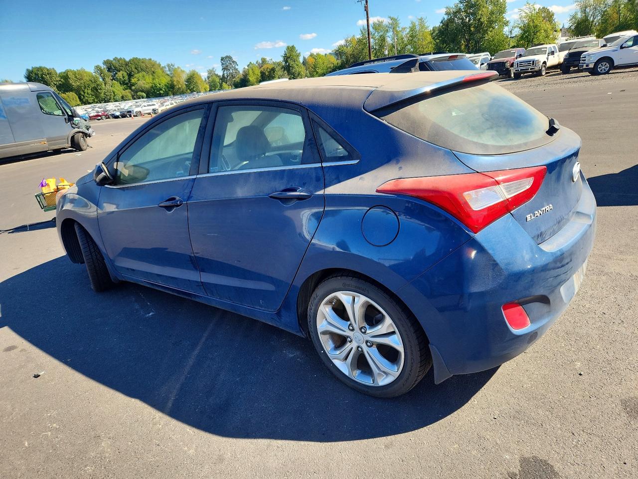 2015 Hyundai Elantra Gt Base Blue vin: KMHD35LH2FU241627