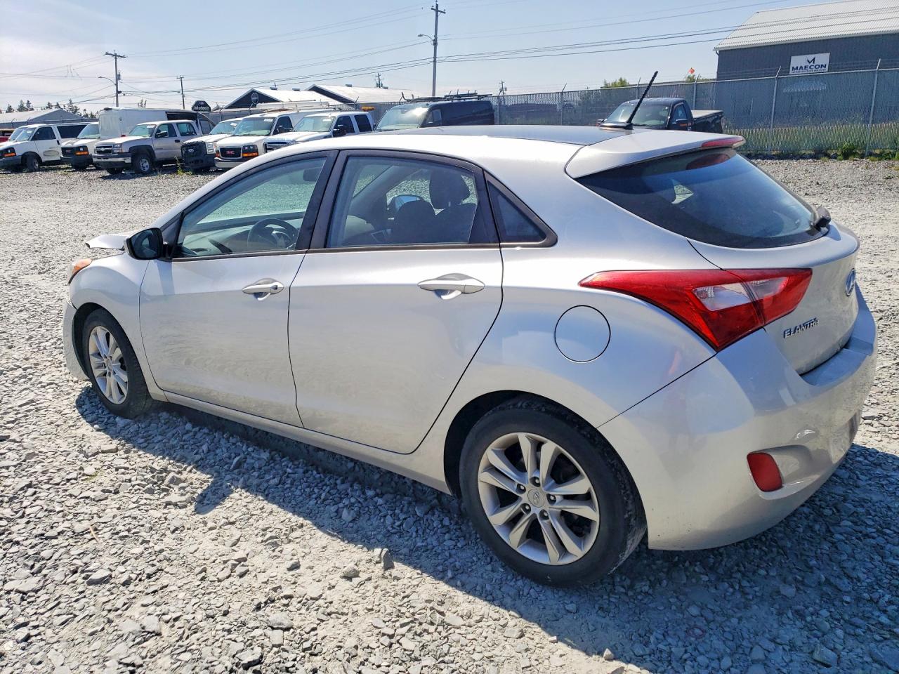 2015 Hyundai Elantra Gt Base Silver vin: KMHD35LH2FU243118