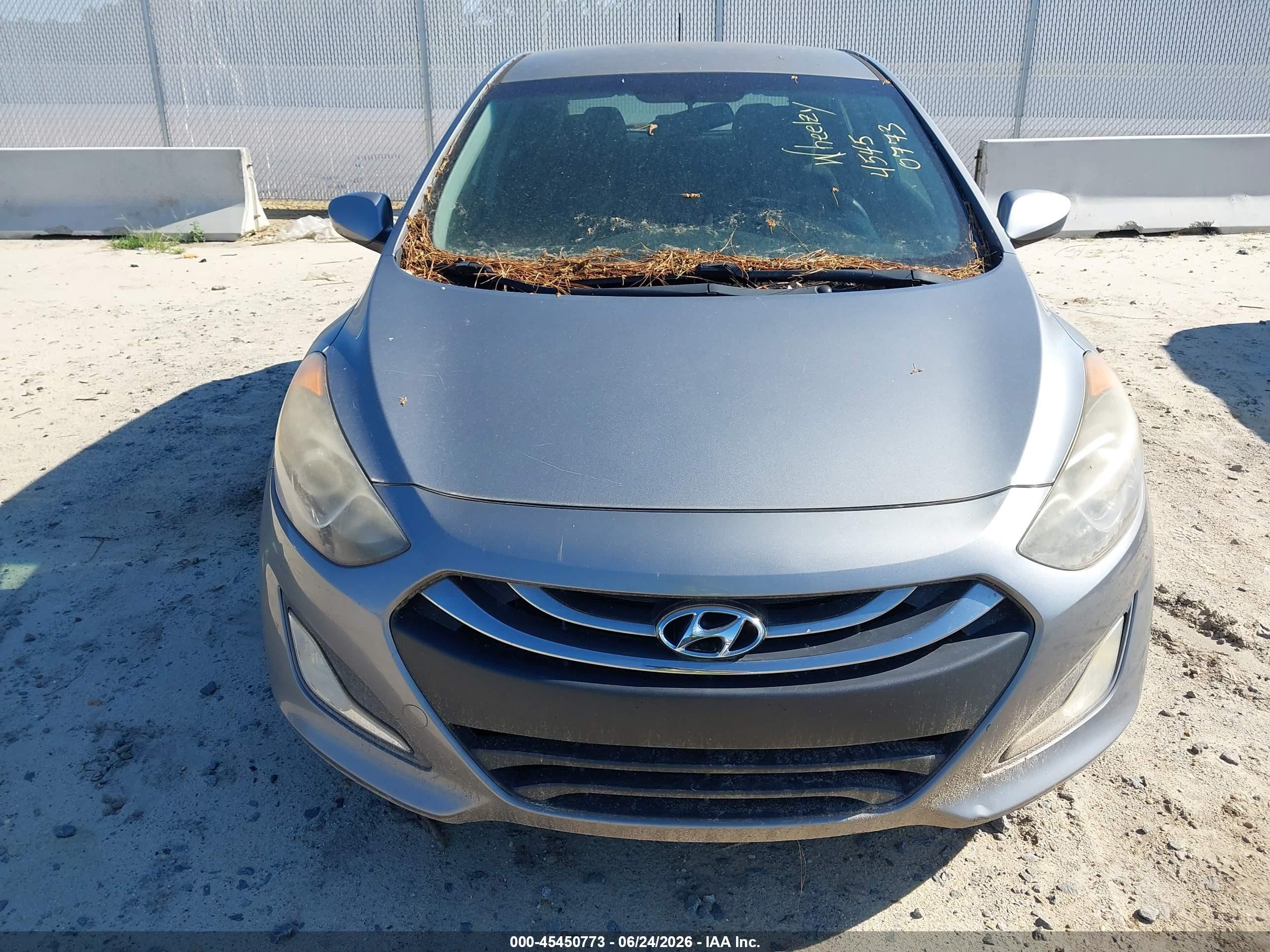 2014 Hyundai Elantra Gt   Gray vin: KMHD35LH3EU167018