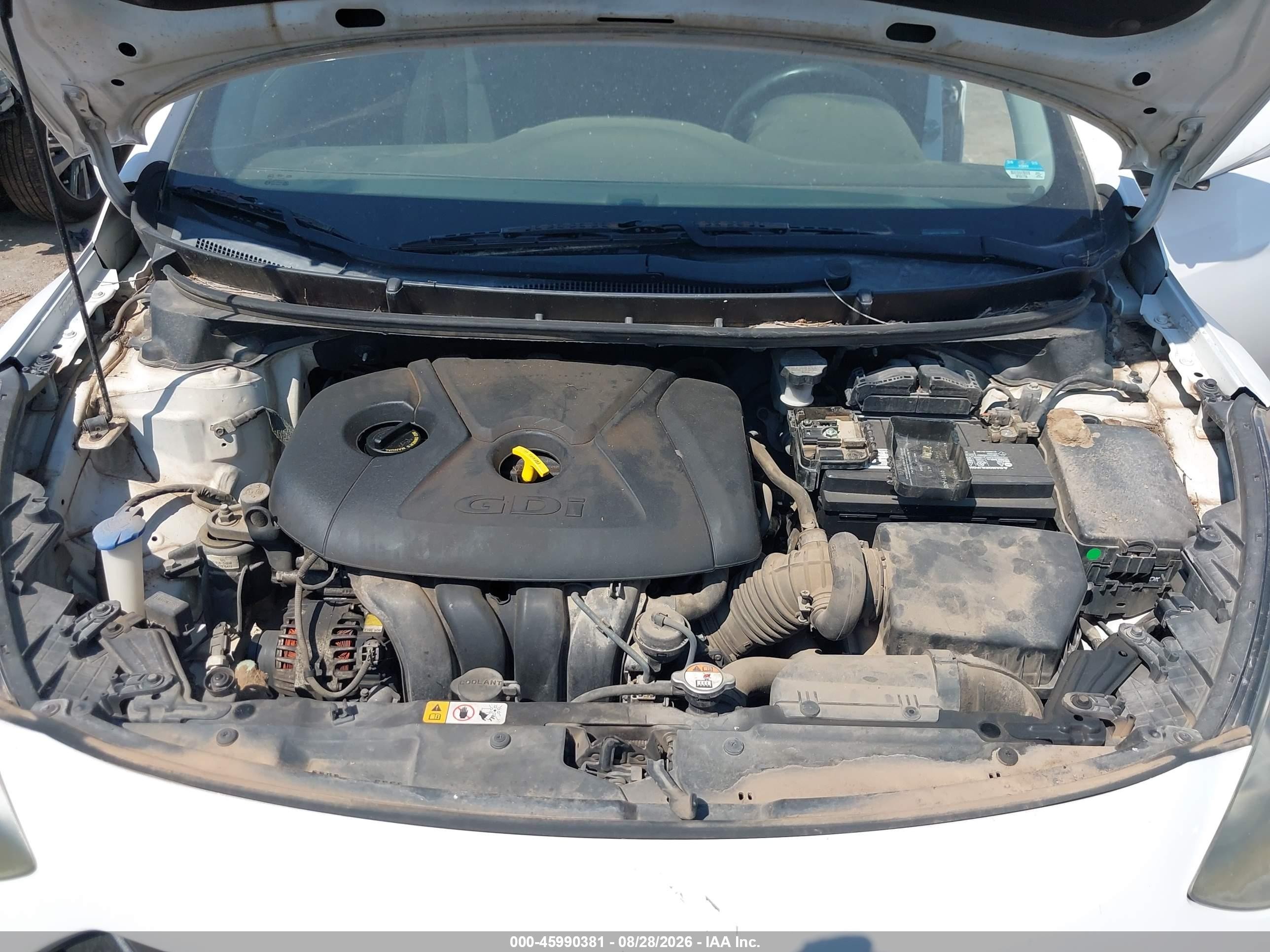 2014 Hyundai Elantra Gt   White vin: KMHD35LH3EU172428