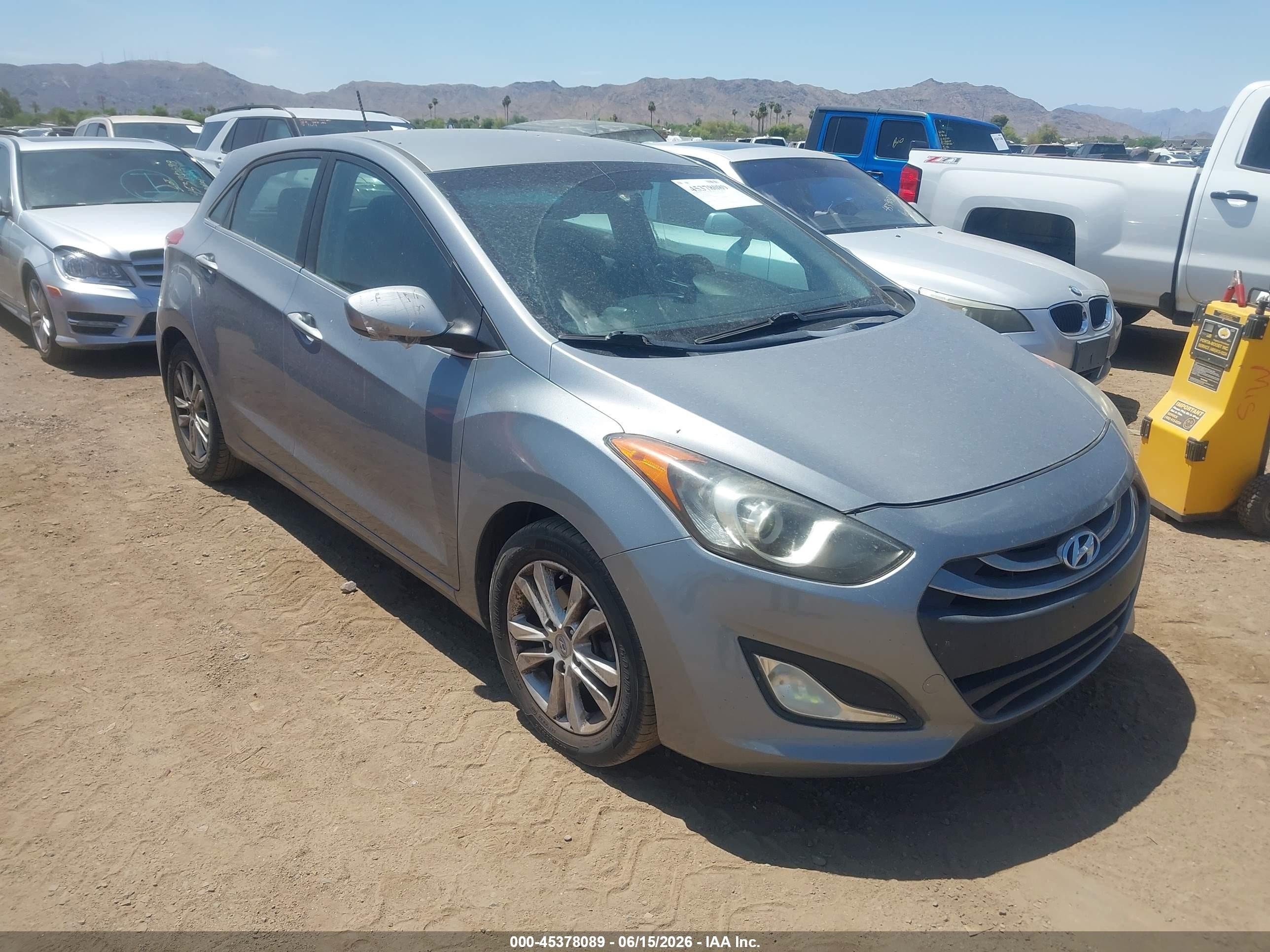 2014 Hyundai Elantra Gt   Silver vin: KMHD35LH3EU184739