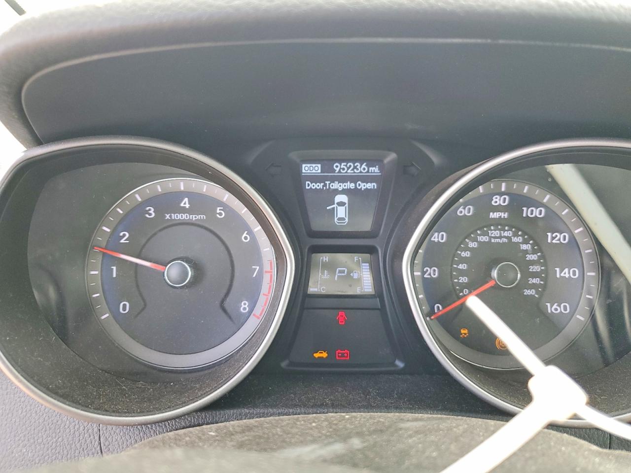 2014 Hyundai Elantra Gt Base Silver vin: KMHD35LH3EU184790