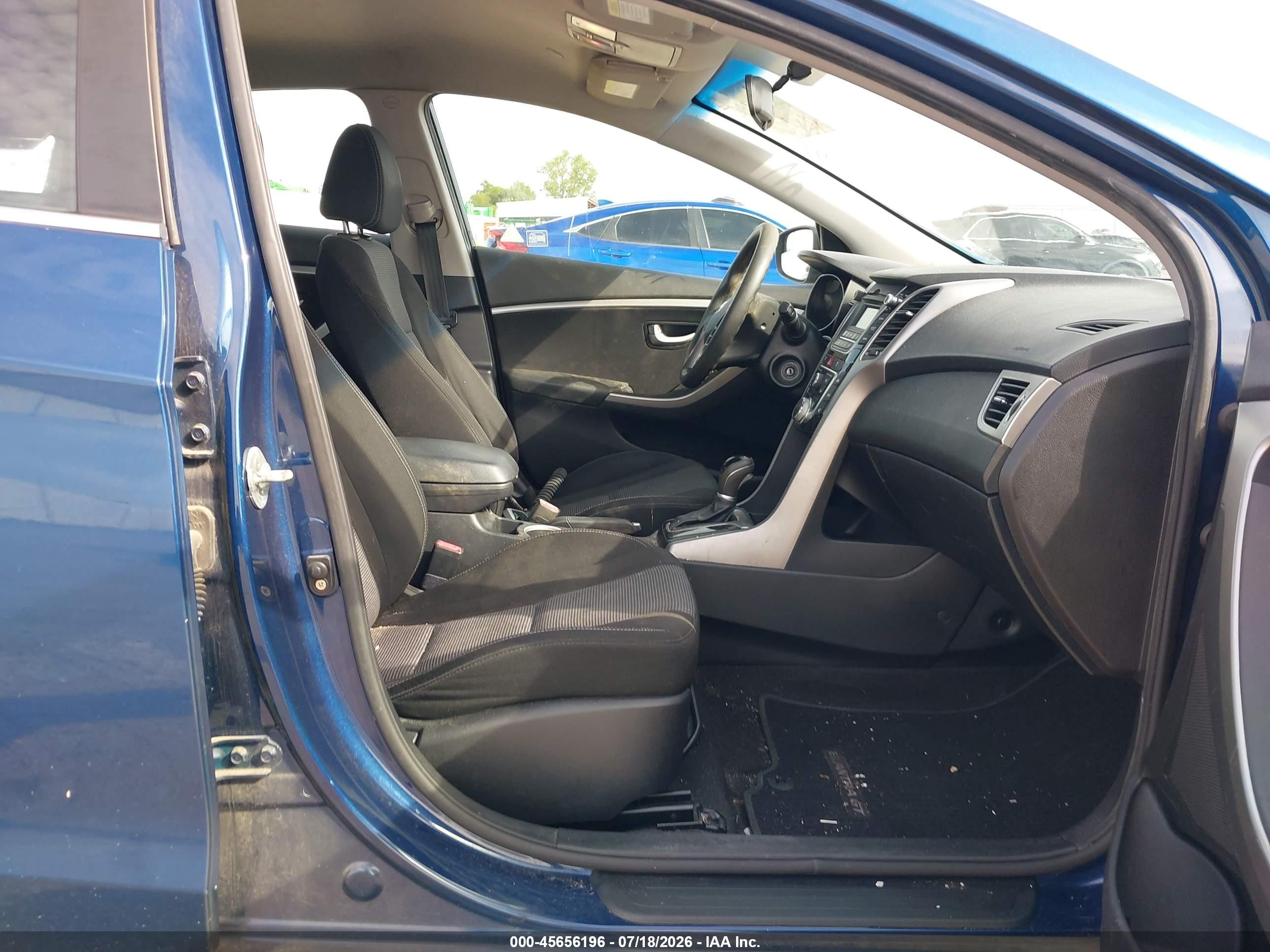 2014 Hyundai Elantra Gt   Blue vin: KMHD35LH3EU191870