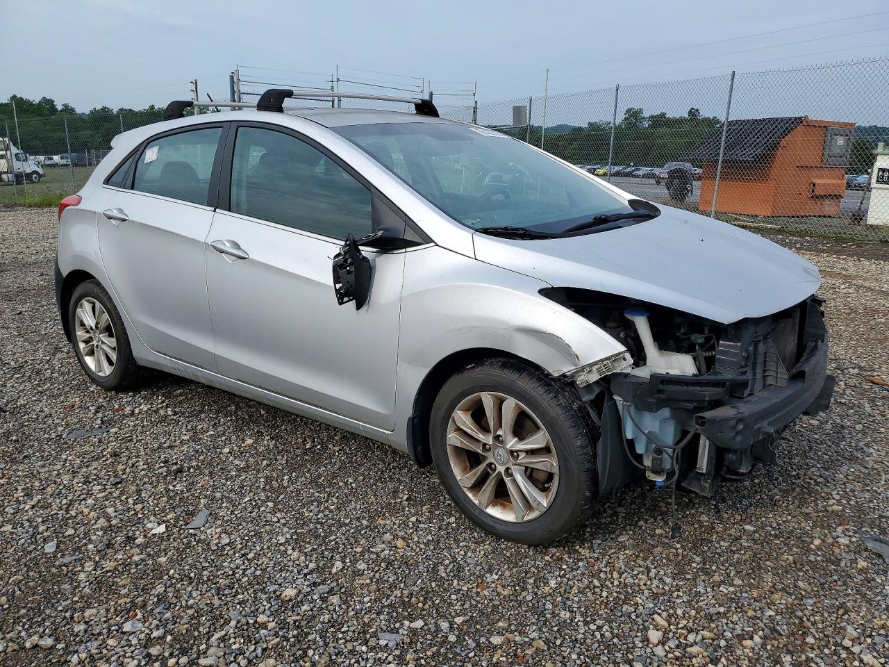 2014 Hyundai Elantra Gt Base Silver vin: KMHD35LH3EU214872