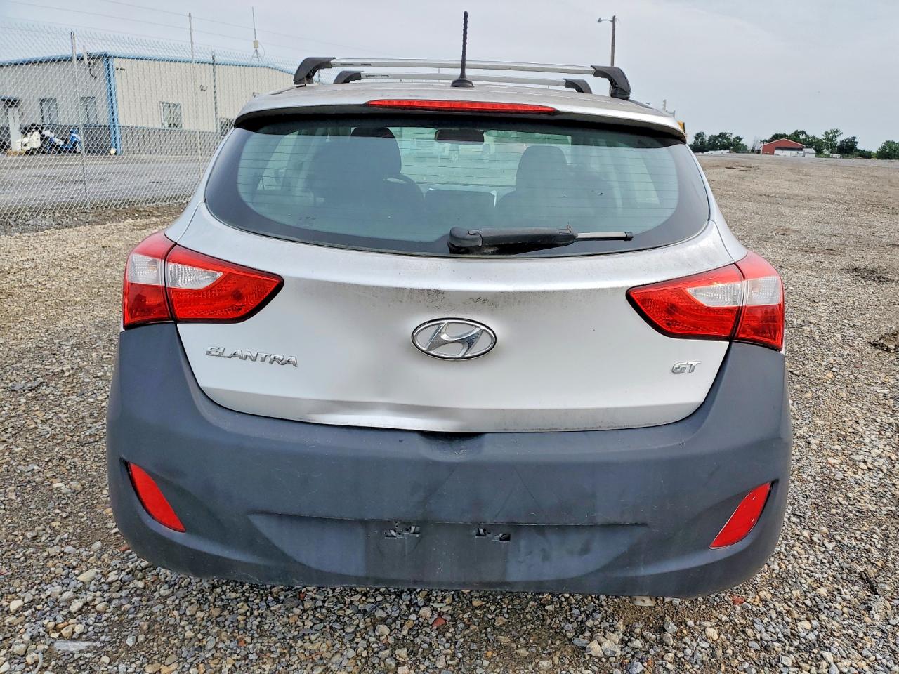 2014 Hyundai Elantra Gt Base Silver vin: KMHD35LH3EU214872