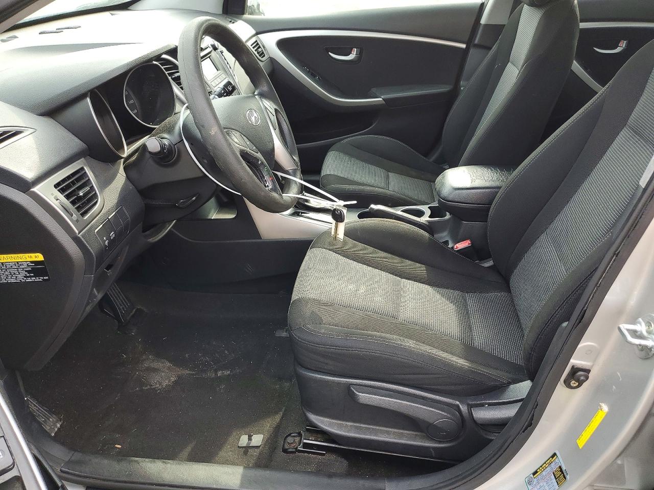 2014 Hyundai Elantra Gt Base Silver vin: KMHD35LH3EU214872