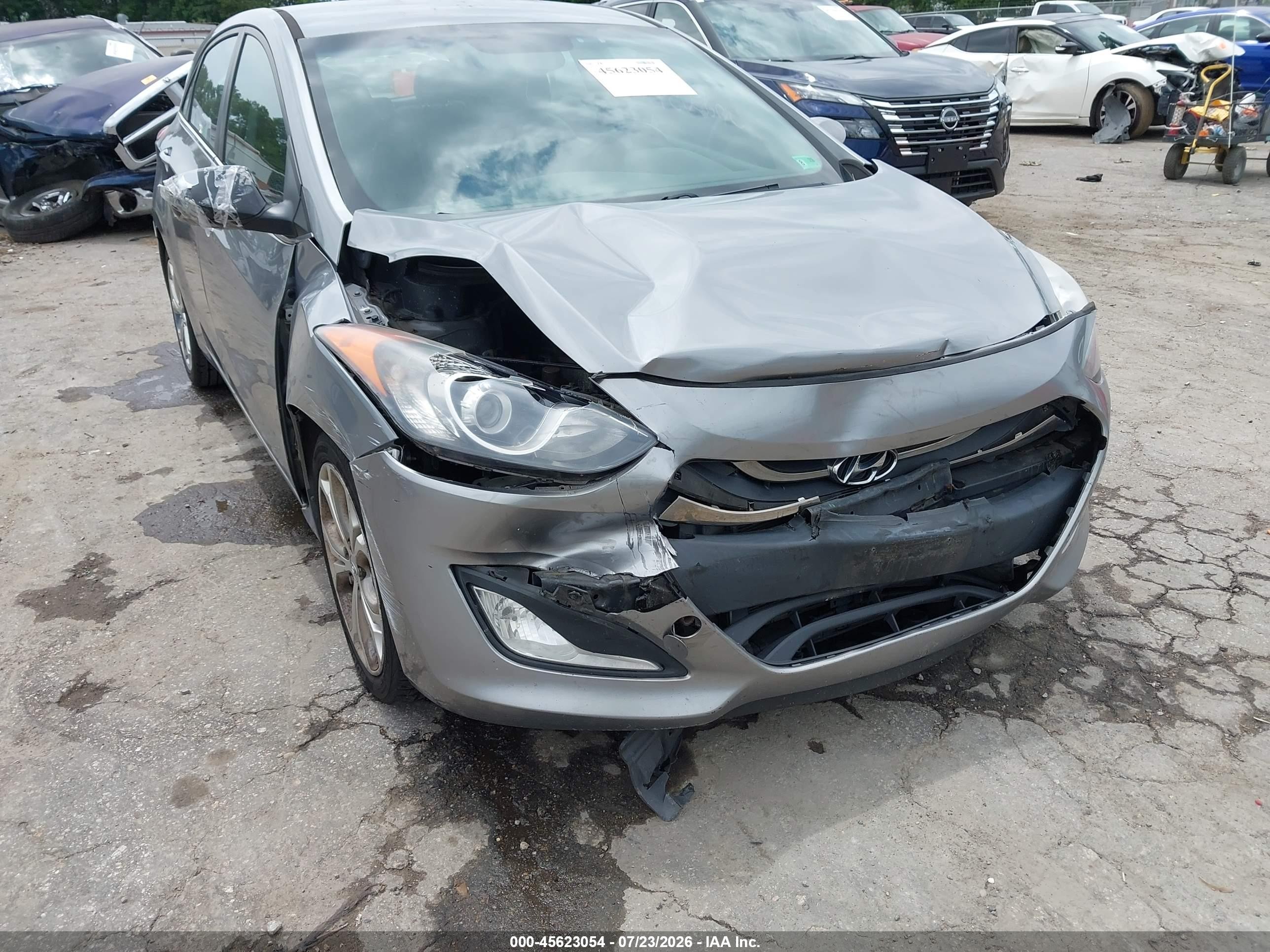 2014 Hyundai Elantra Gt   Gray vin: KMHD35LH3EU216105