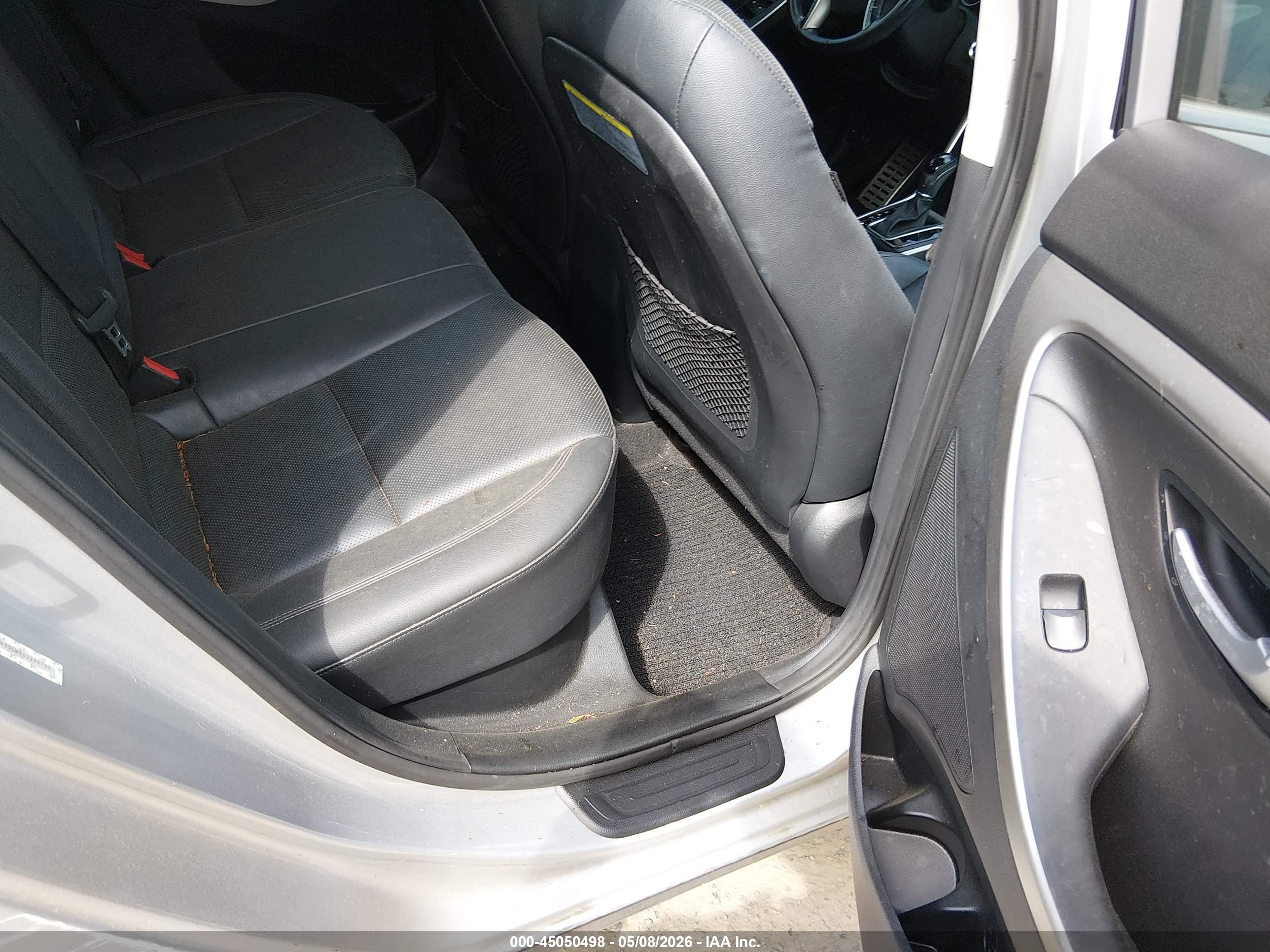 2014 Hyundai Elantra Gt   Silver vin: KMHD35LH3EU225709