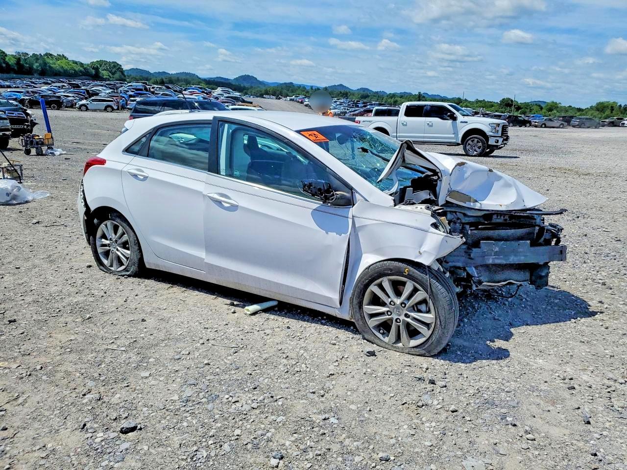 2015 Hyundai Elantra Gt Base White vin: KMHD35LH3FU236596