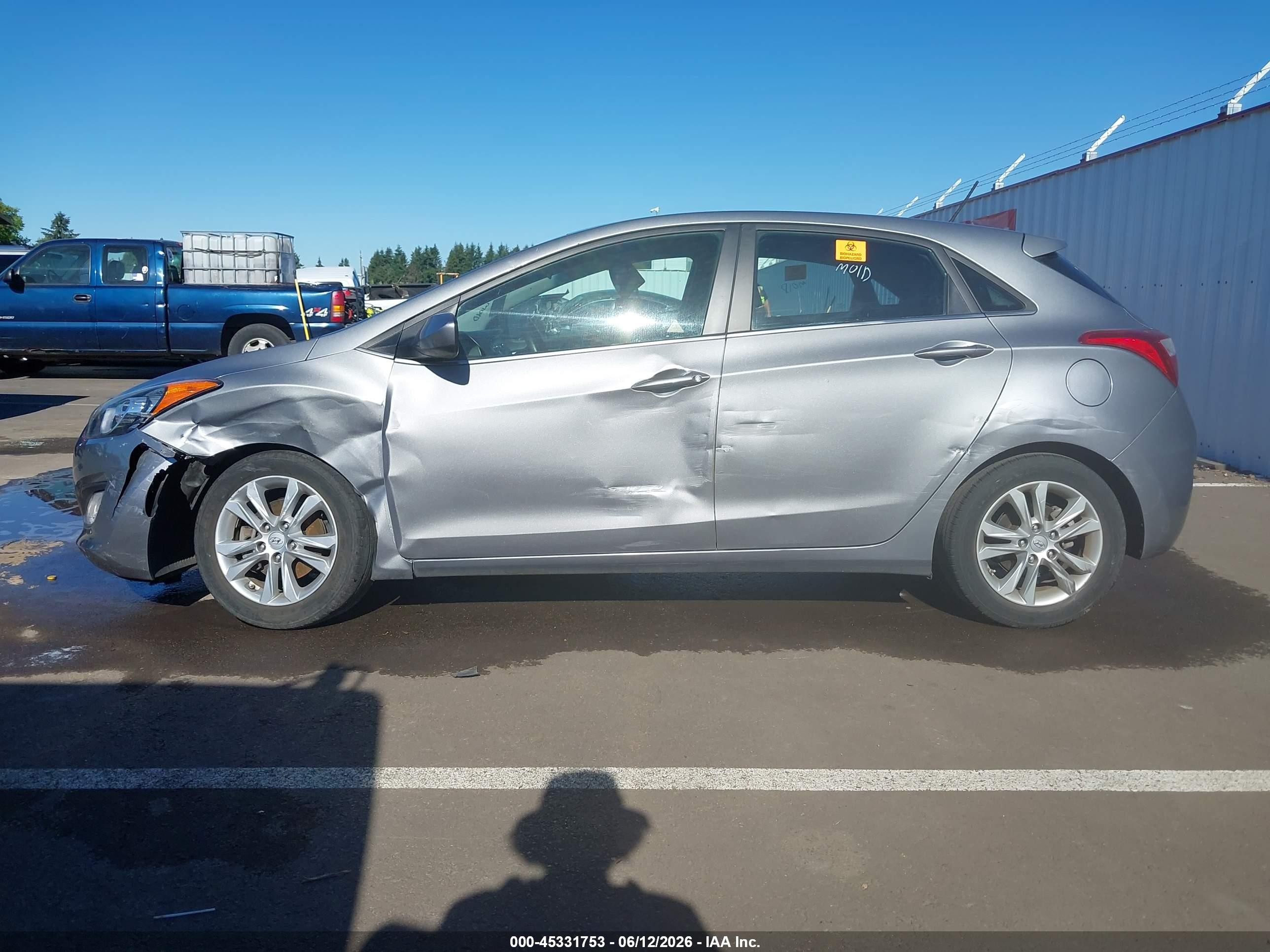 2015 Hyundai Elantra Gt   Silver vin: KMHD35LH3FU242429
