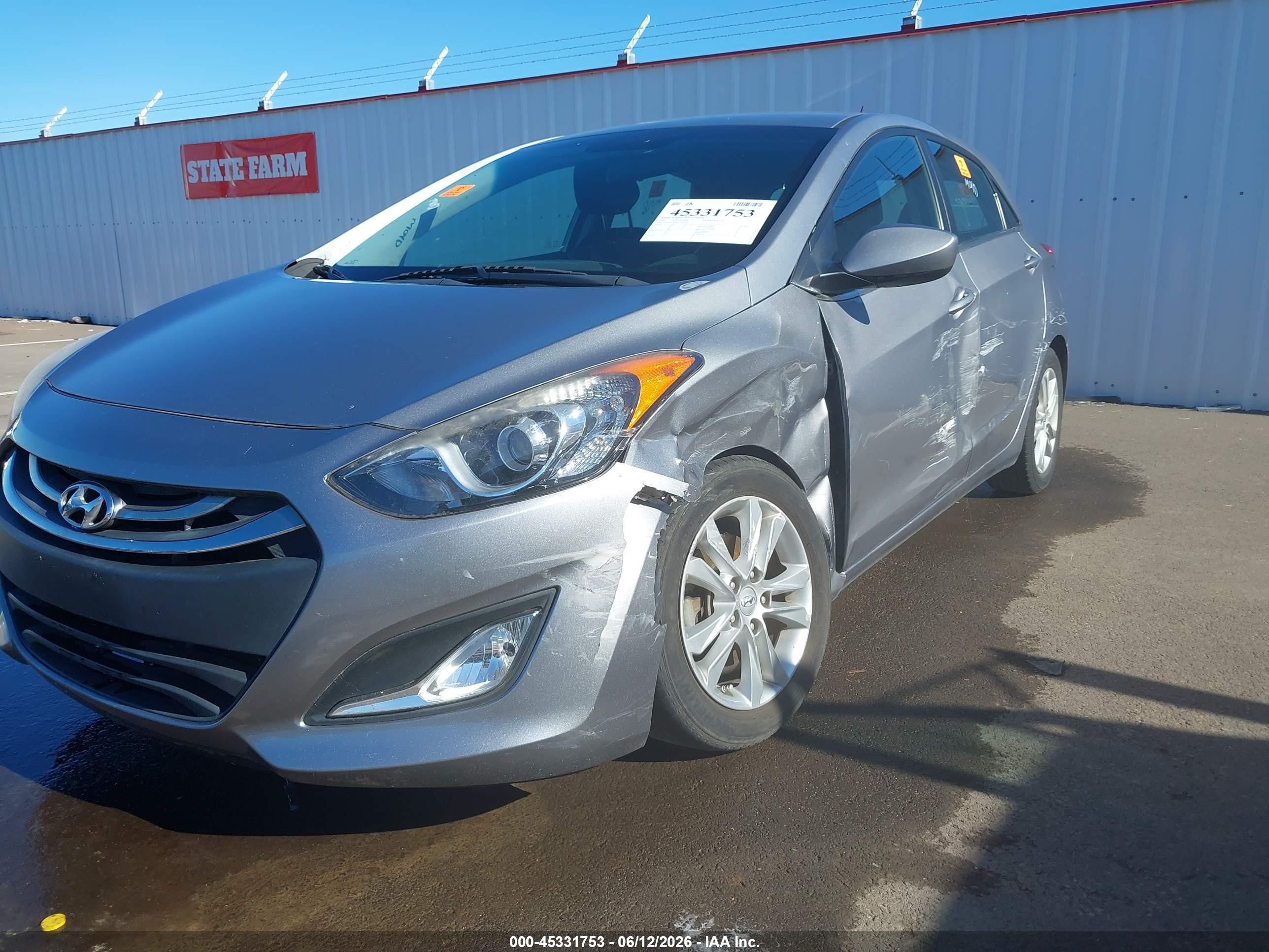 2015 Hyundai Elantra Gt   Silver vin: KMHD35LH3FU242429