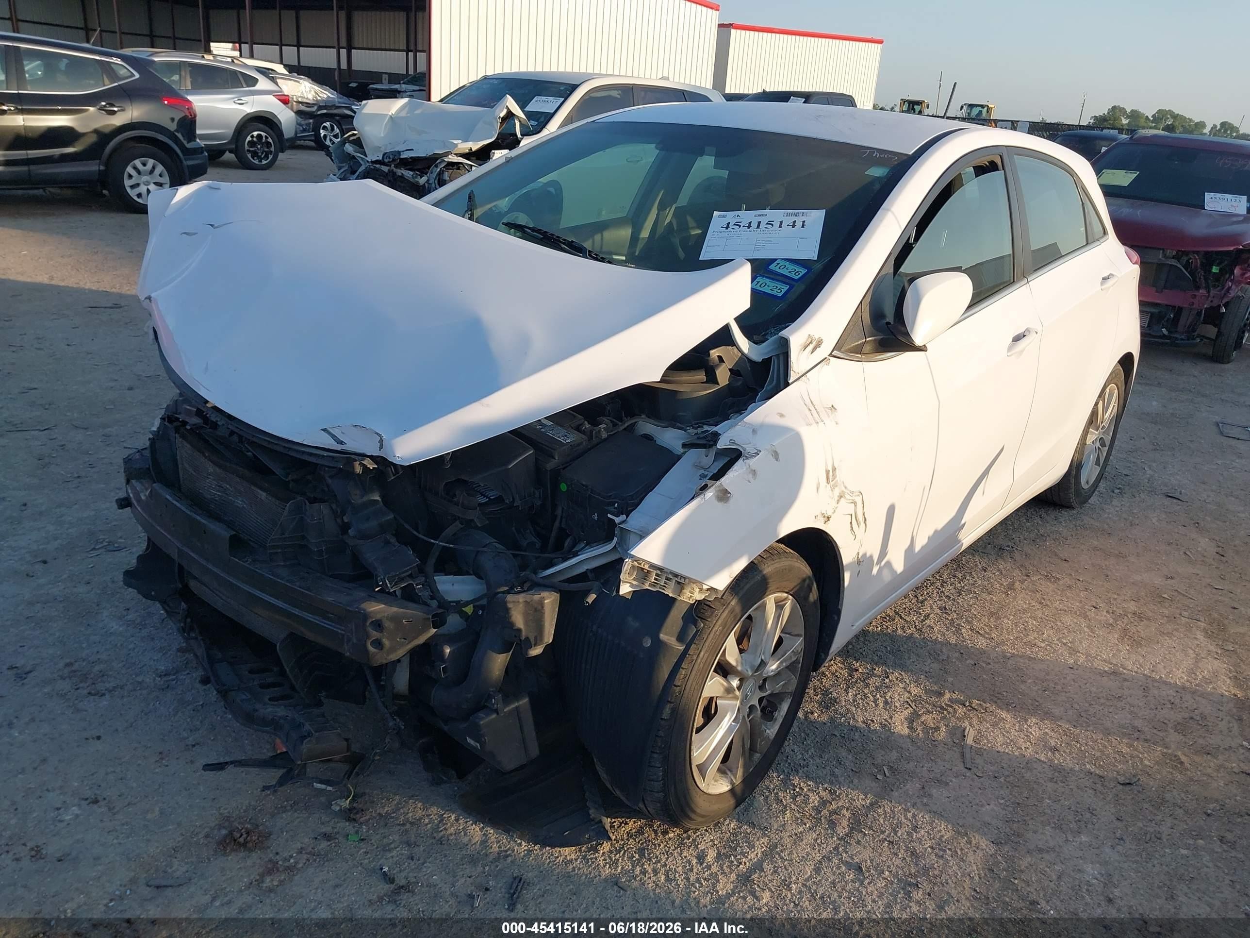 2015 Hyundai Elantra Gt   White vin: KMHD35LH3FU248411