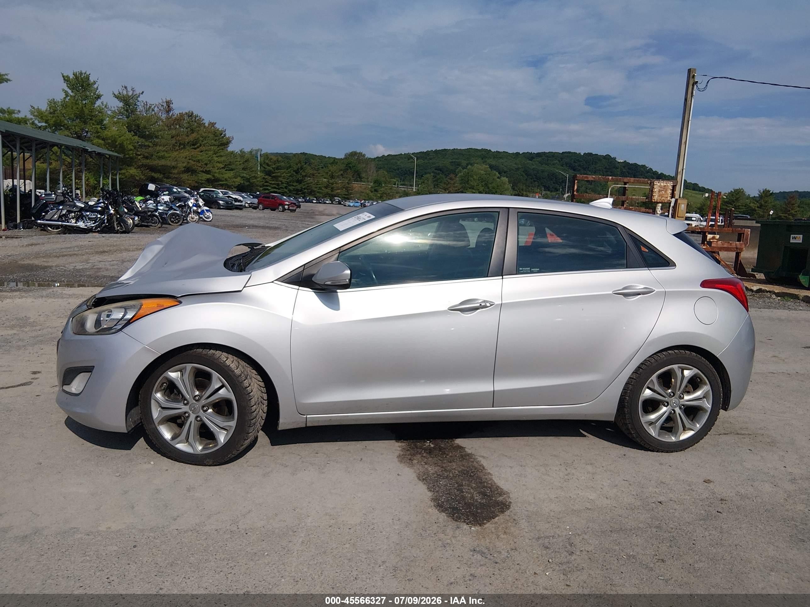 2014 Hyundai Elantra Gt   Silver vin: KMHD35LH4EU171692