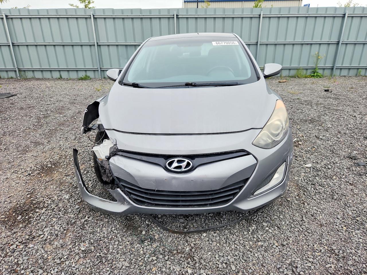 2014 Hyundai Elantra Gt Base Gray vin: KMHD35LH4EU181252