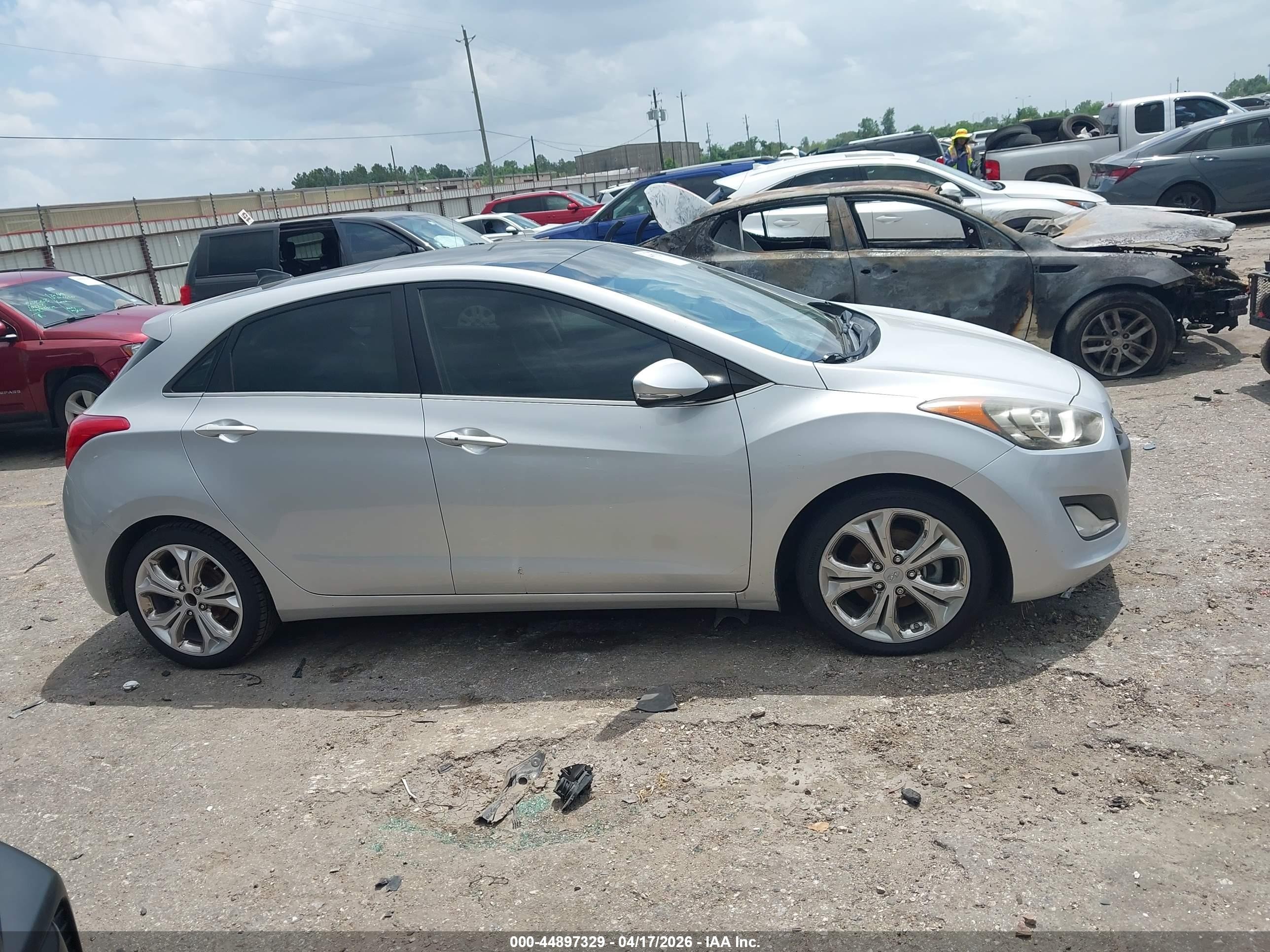 2014 Hyundai Elantra Gt   Gray vin: KMHD35LH4EU192963