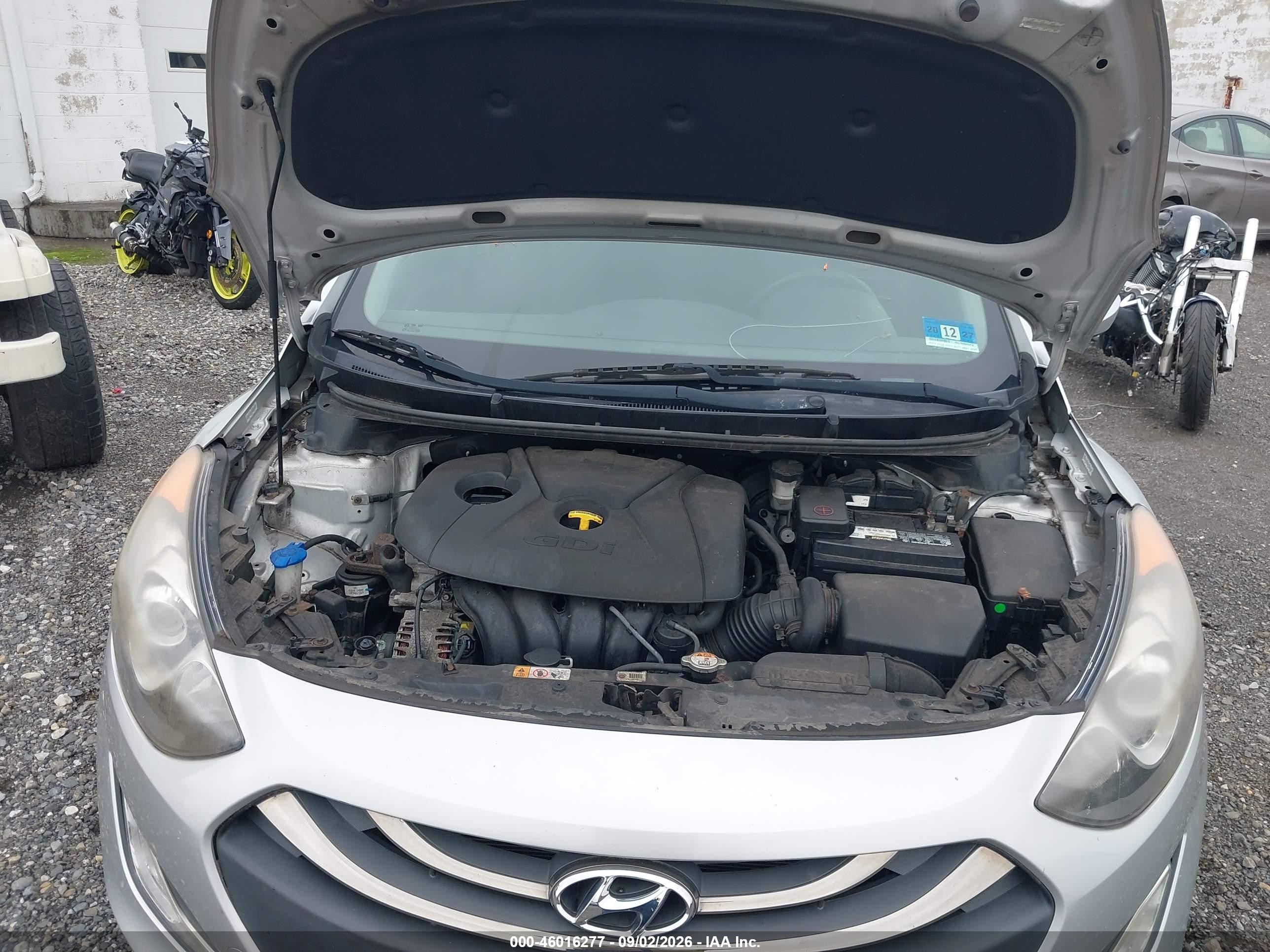 2014 Hyundai Elantra Gt   Желто-коричневый vin: KMHD35LH4EU208319