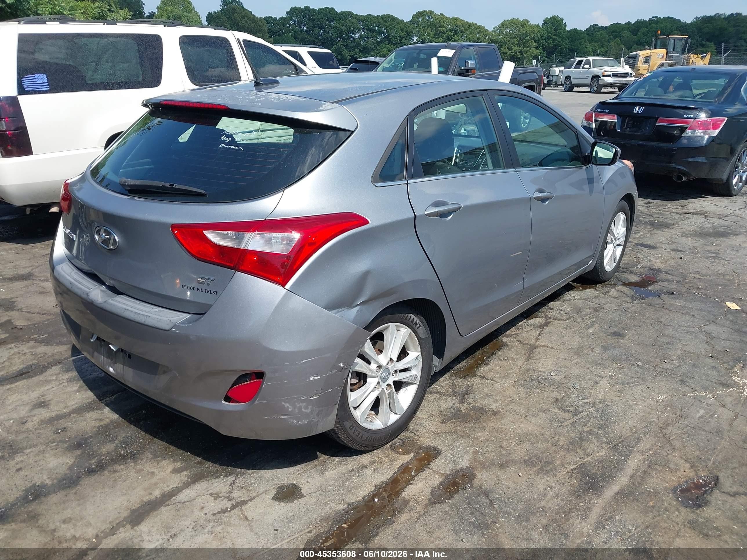 2014 Hyundai Elantra Gt   Silver vin: KMHD35LH4EU214654