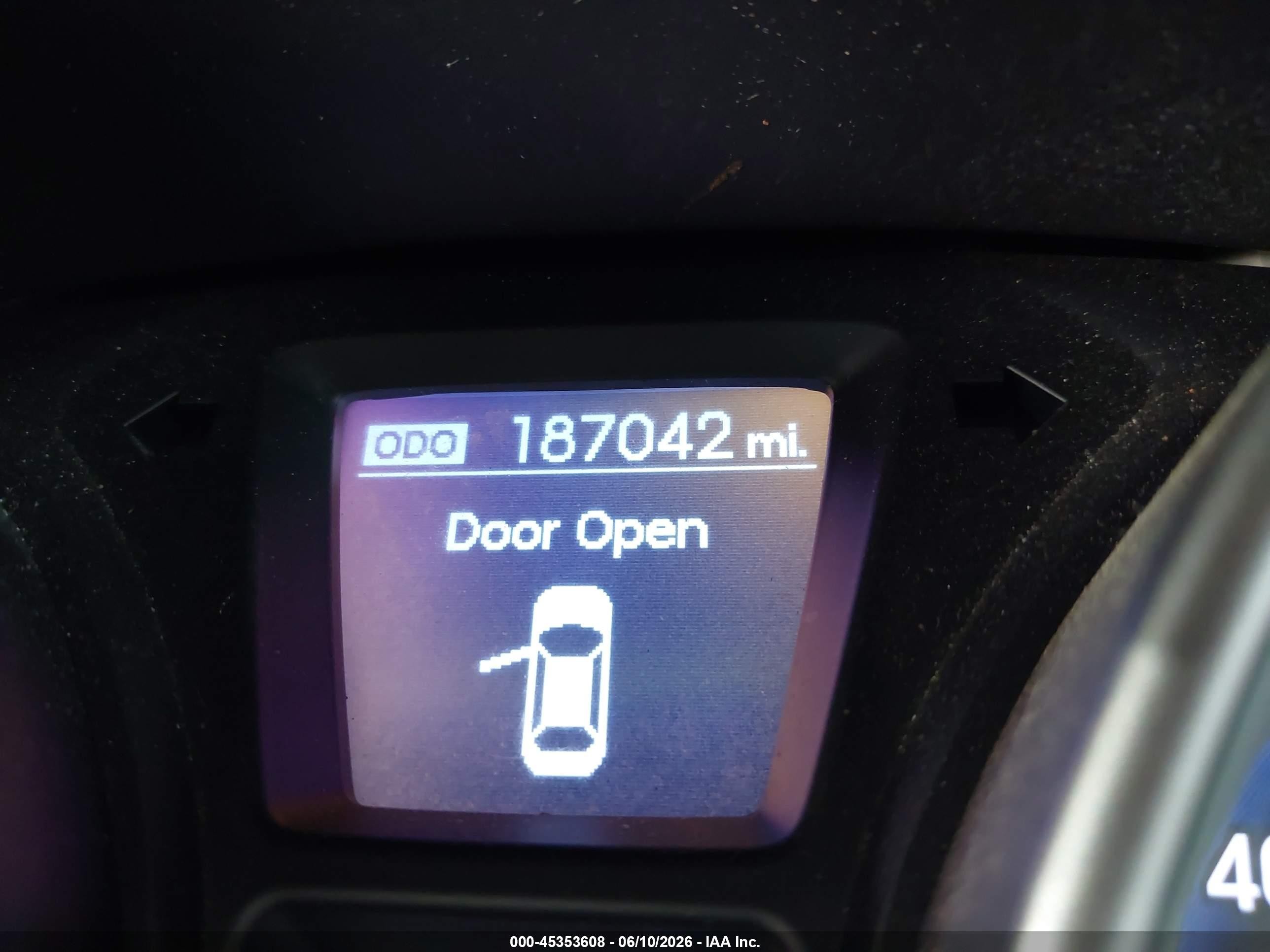2014 Hyundai Elantra Gt   Silver vin: KMHD35LH4EU214654