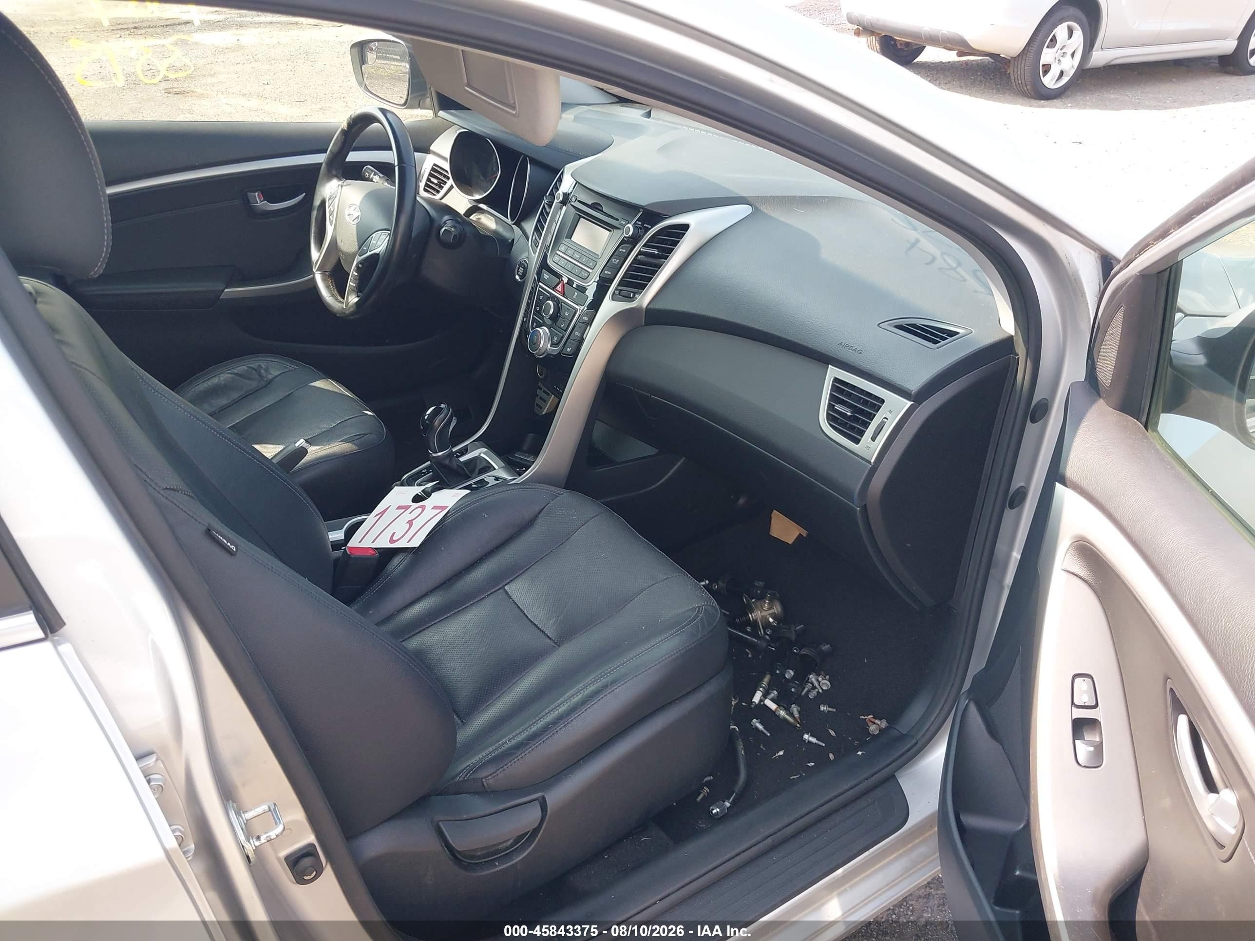 2014 Hyundai Elantra Gt   Silver vin: KMHD35LH4EU216307