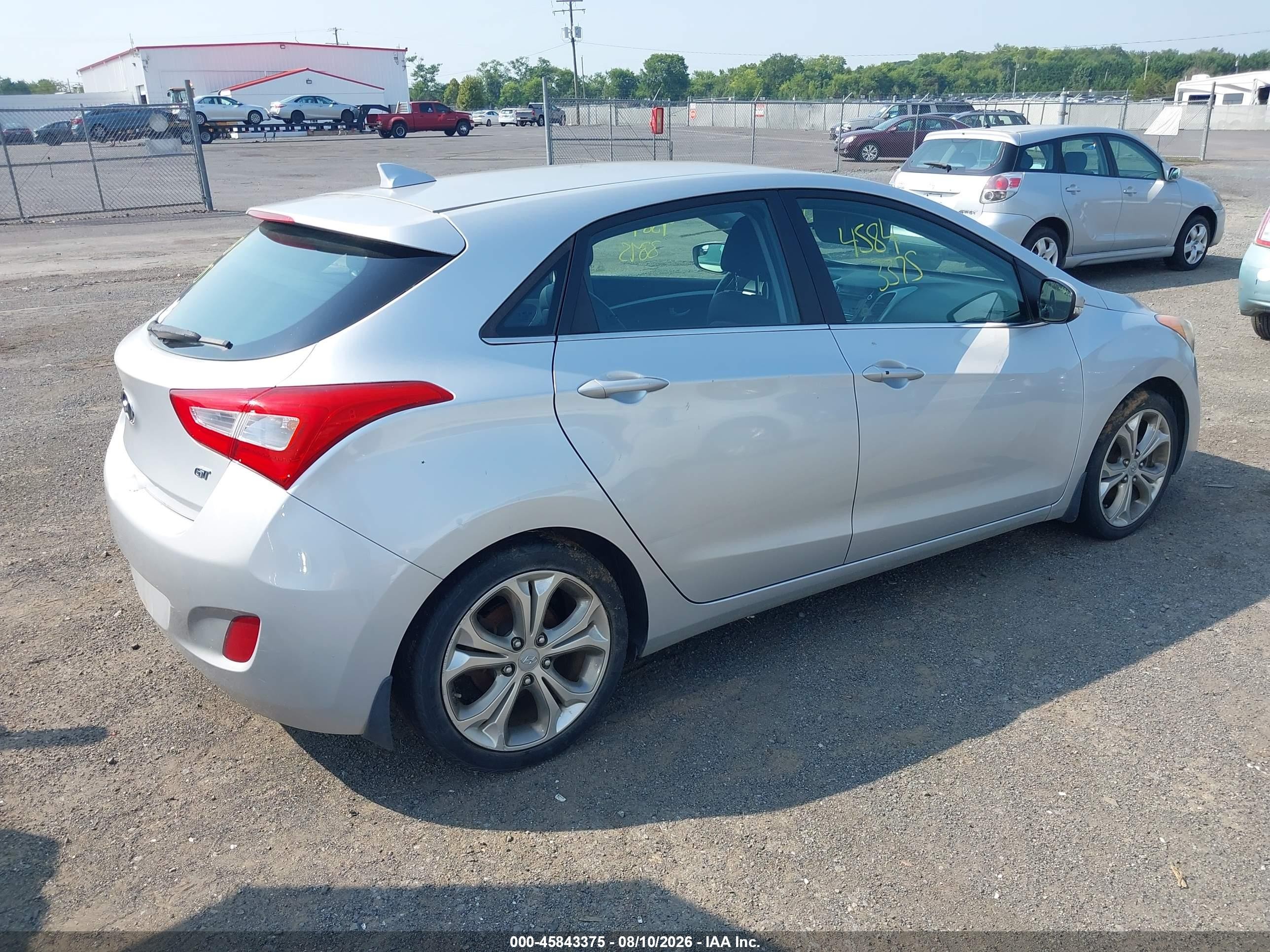 2014 Hyundai Elantra Gt   Silver vin: KMHD35LH4EU216307