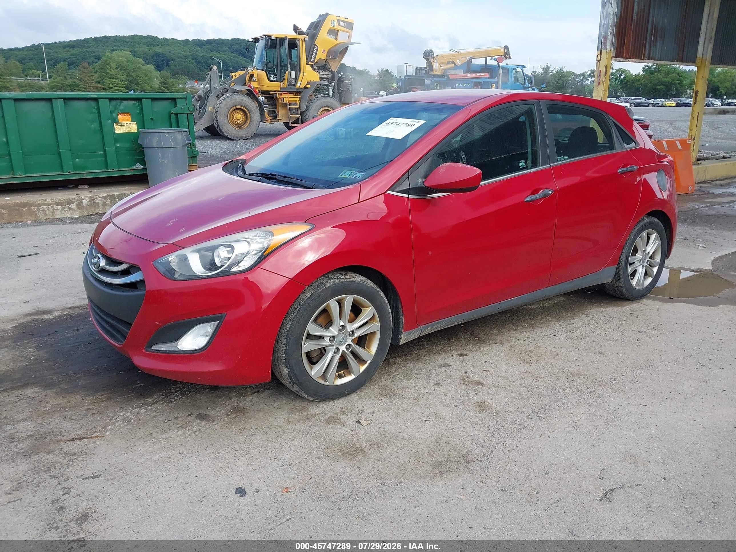 2014 Hyundai Elantra Gt   Red vin: KMHD35LH4EU234404