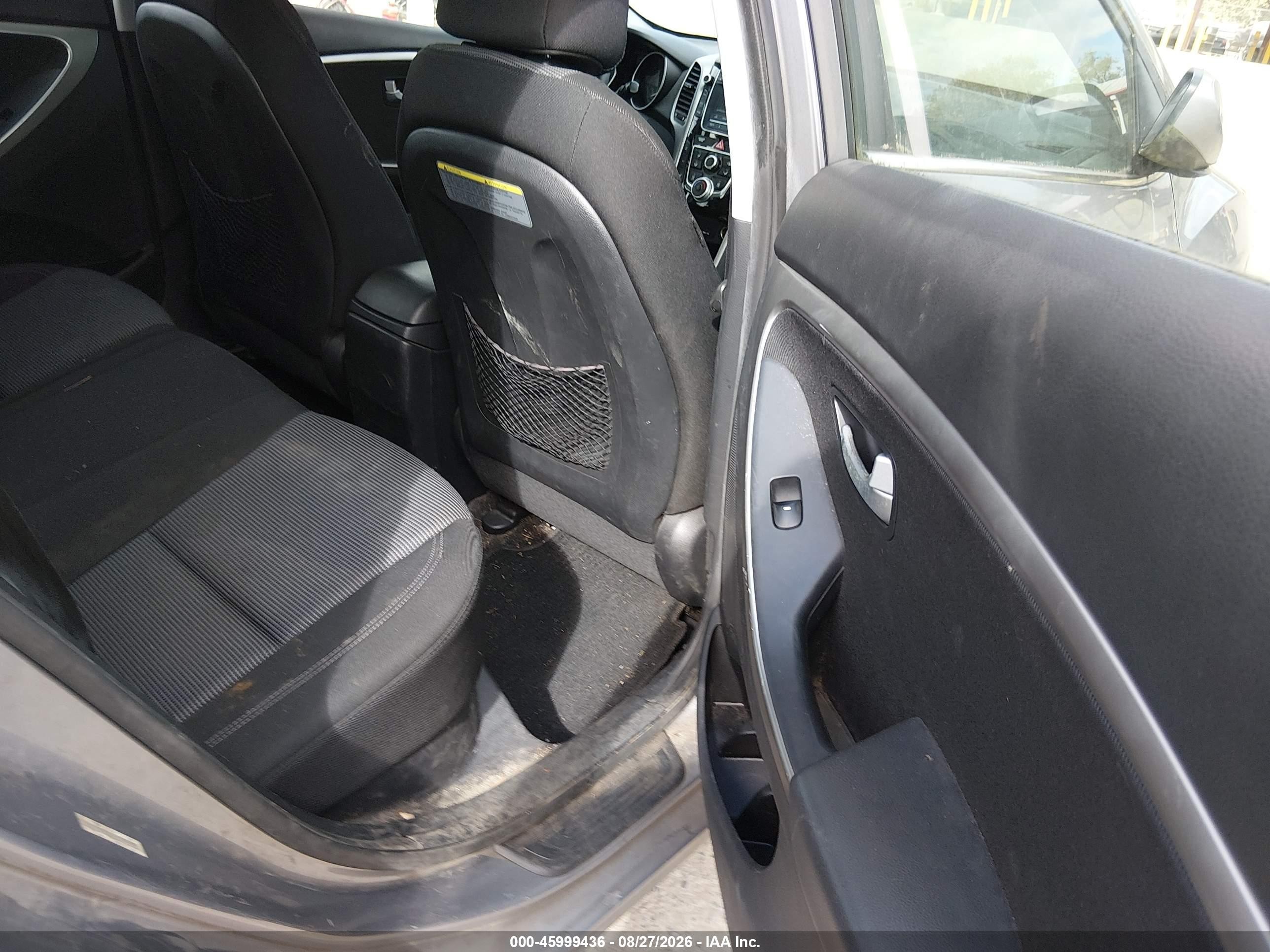 2014 Hyundai Elantra Gt   Gray vin: KMHD35LH5EU158563
