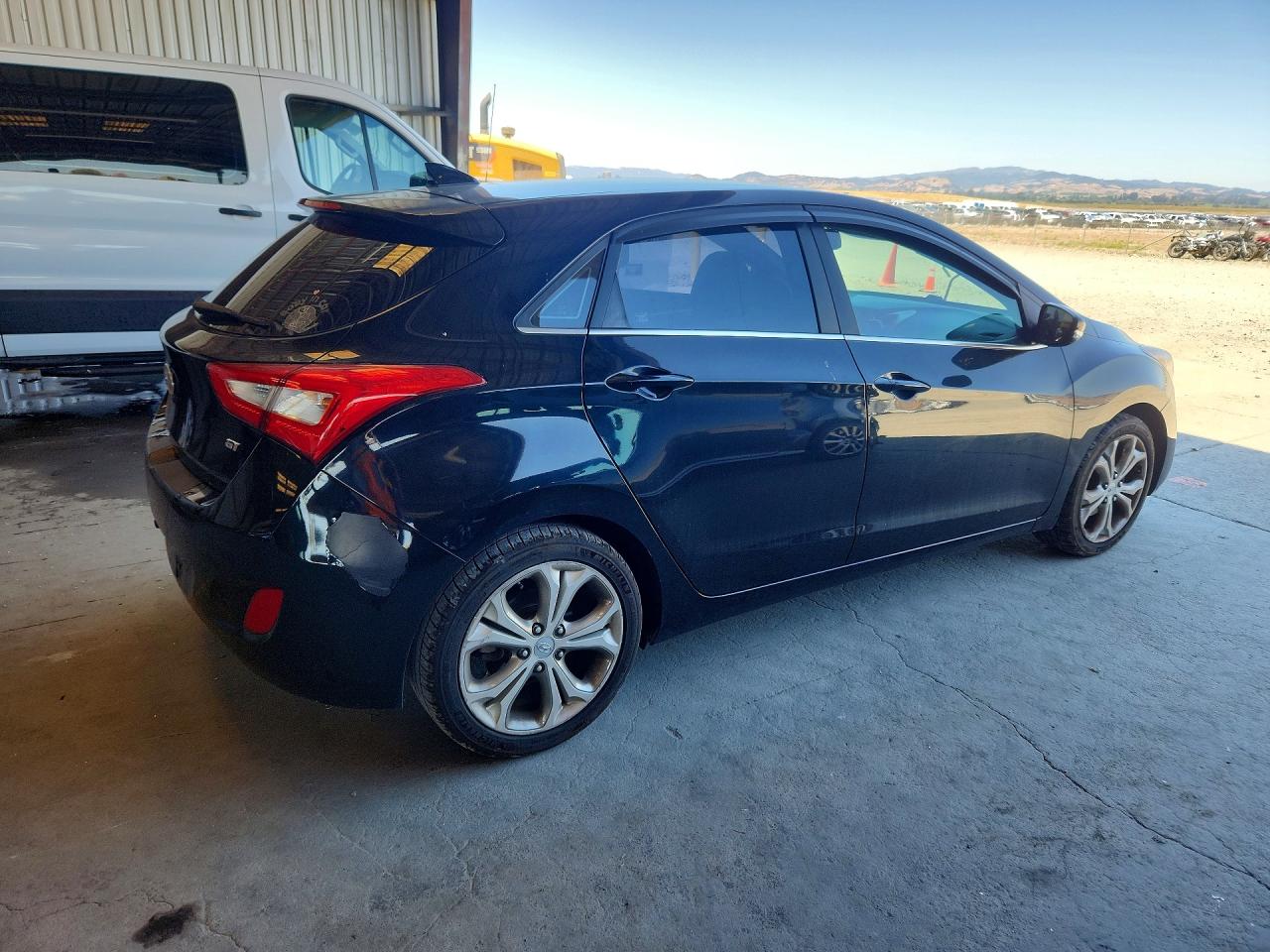 2014 Hyundai Elantra Gt Base Black vin: KMHD35LH5EU160636
