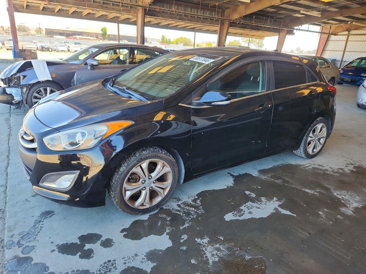 2014 Hyundai Elantra Gt Base Black vin: KMHD35LH5EU160636