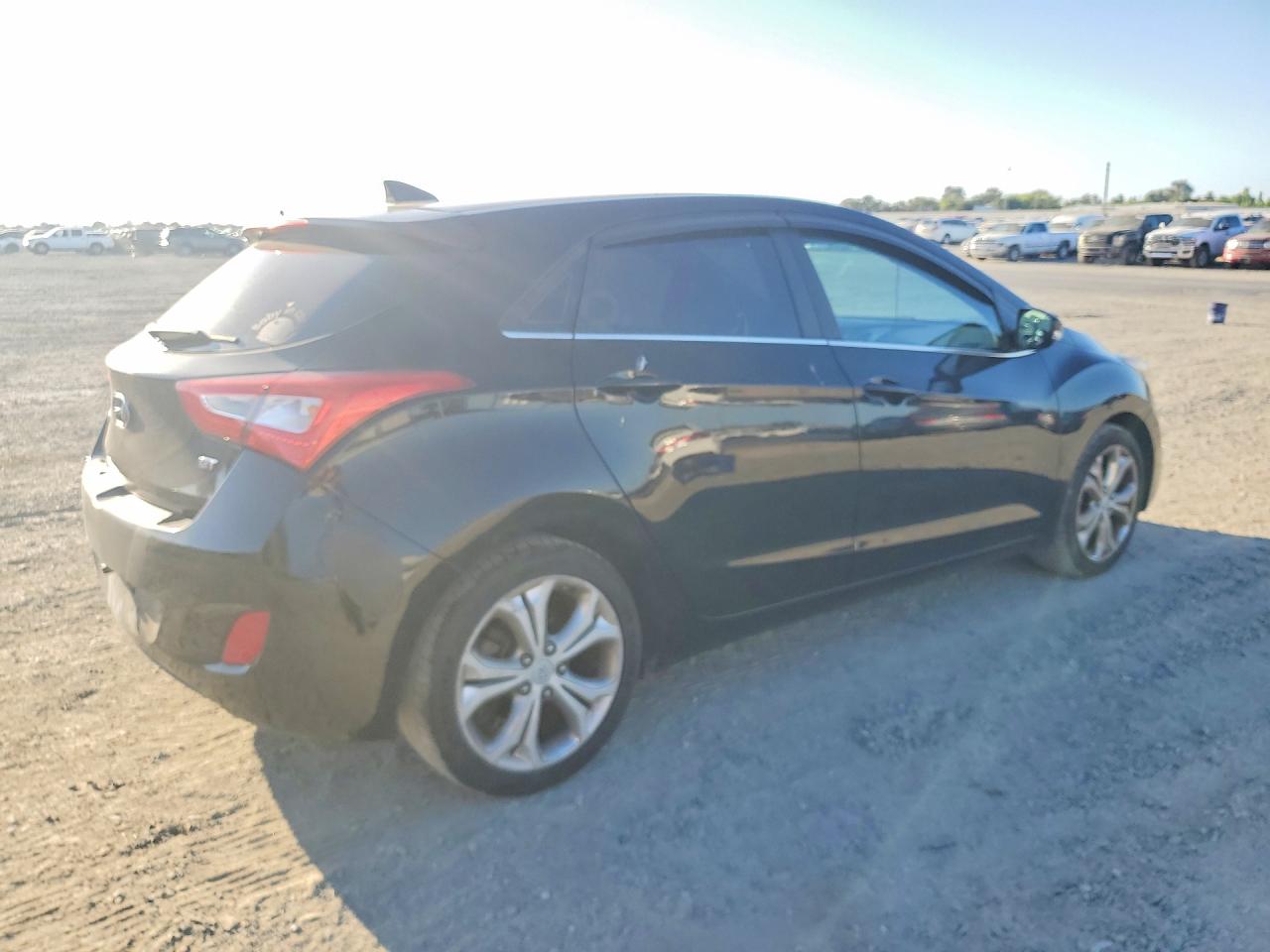 2014 Hyundai Elantra Gt Base Black vin: KMHD35LH5EU160636