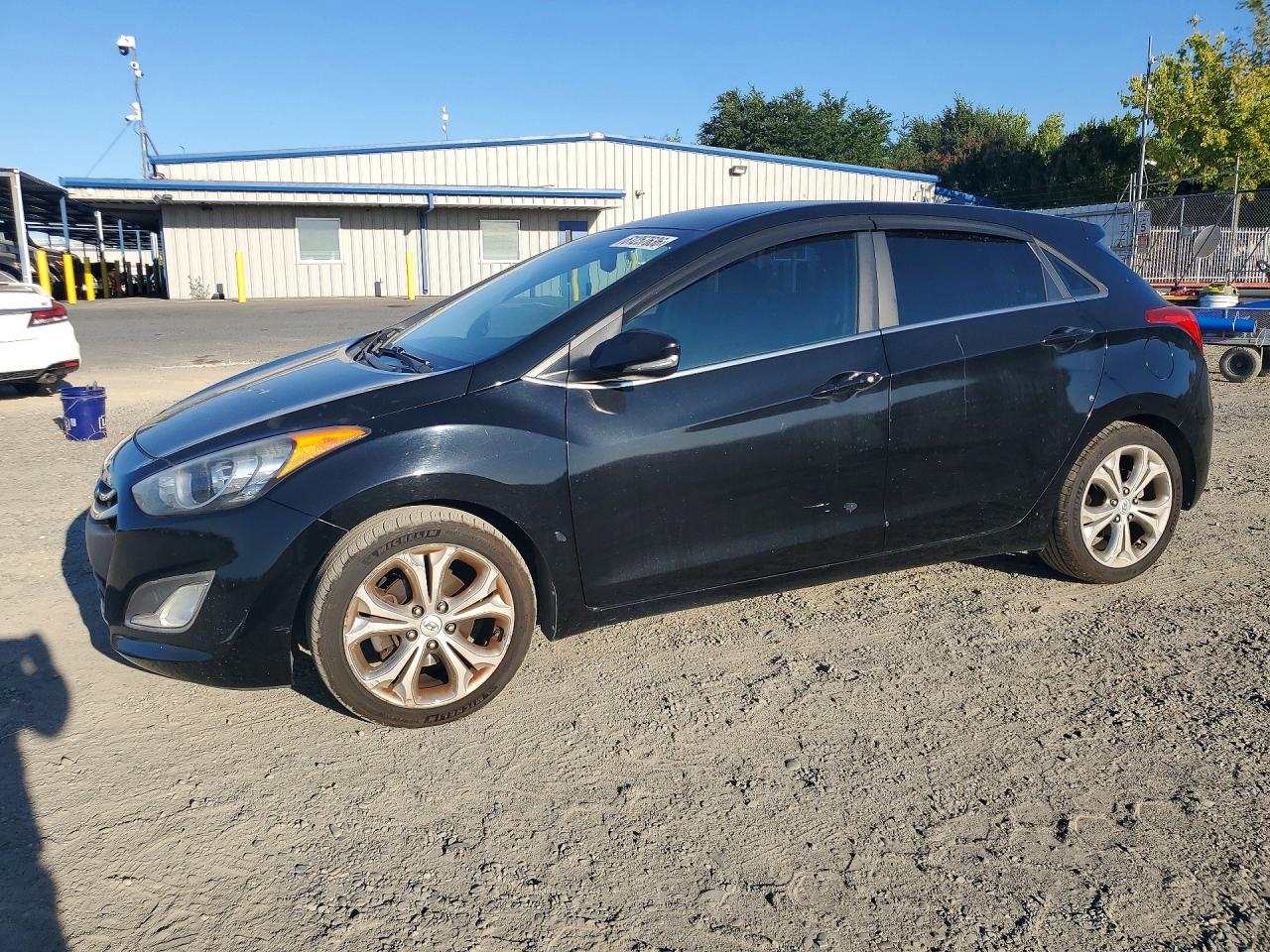2014 Hyundai Elantra Gt Base Black vin: KMHD35LH5EU160636