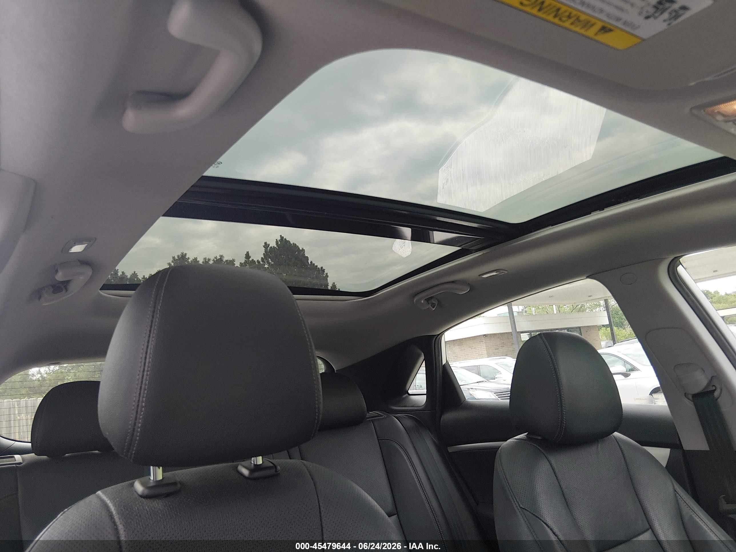 2014 Hyundai Elantra Gt   Silver vin: KMHD35LH5EU170681
