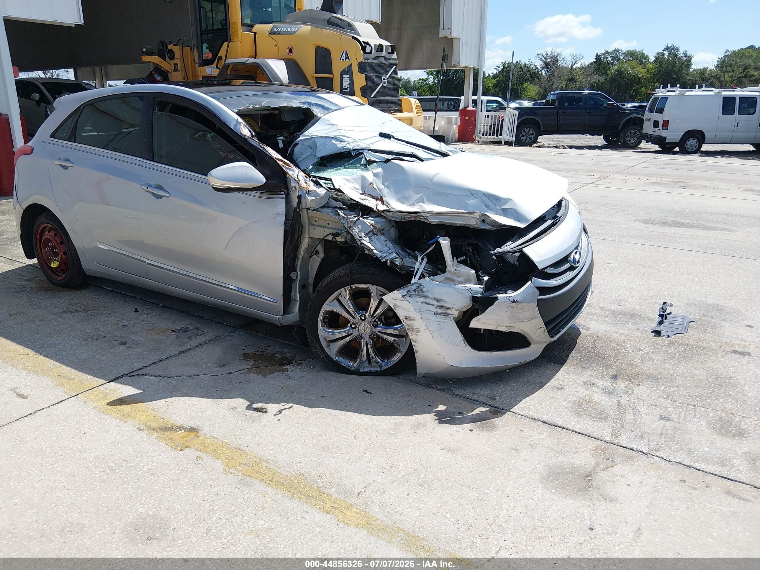 2014 Hyundai Elantra Gt   Silver vin: KMHD35LH5EU173368