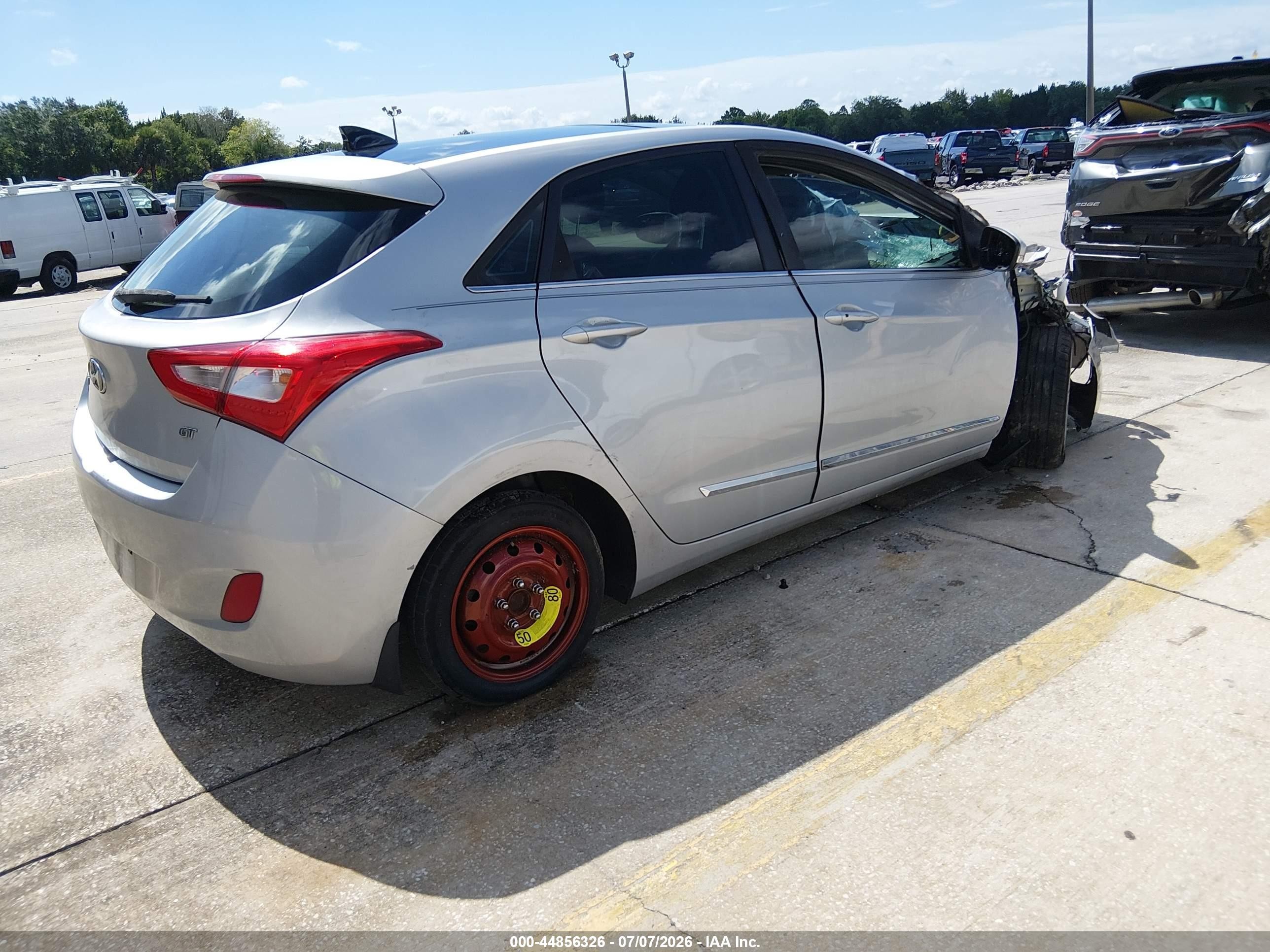2014 Hyundai Elantra Gt   Silver vin: KMHD35LH5EU173368